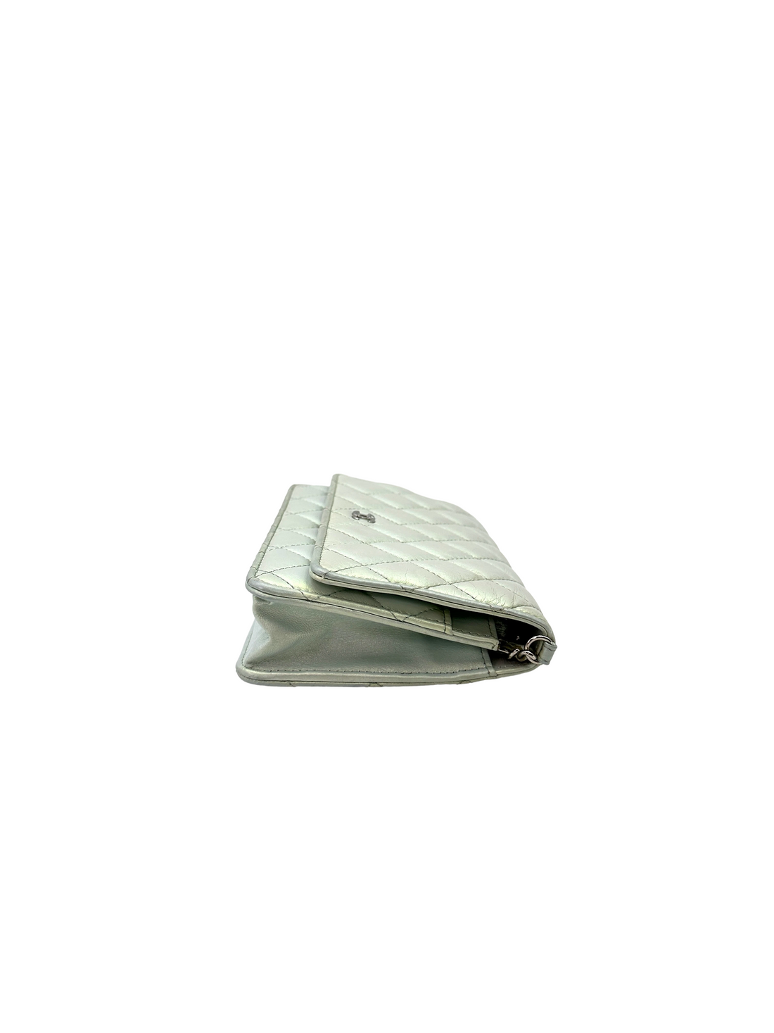 Chanel Iridescent White Quilted Leather Wallet On Chain(C2***K1) CC2567