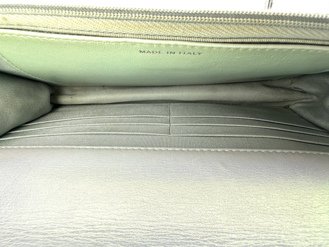 Chanel Iridescent White Quilted Leather Wallet On Chain(C2***K1) CC2567