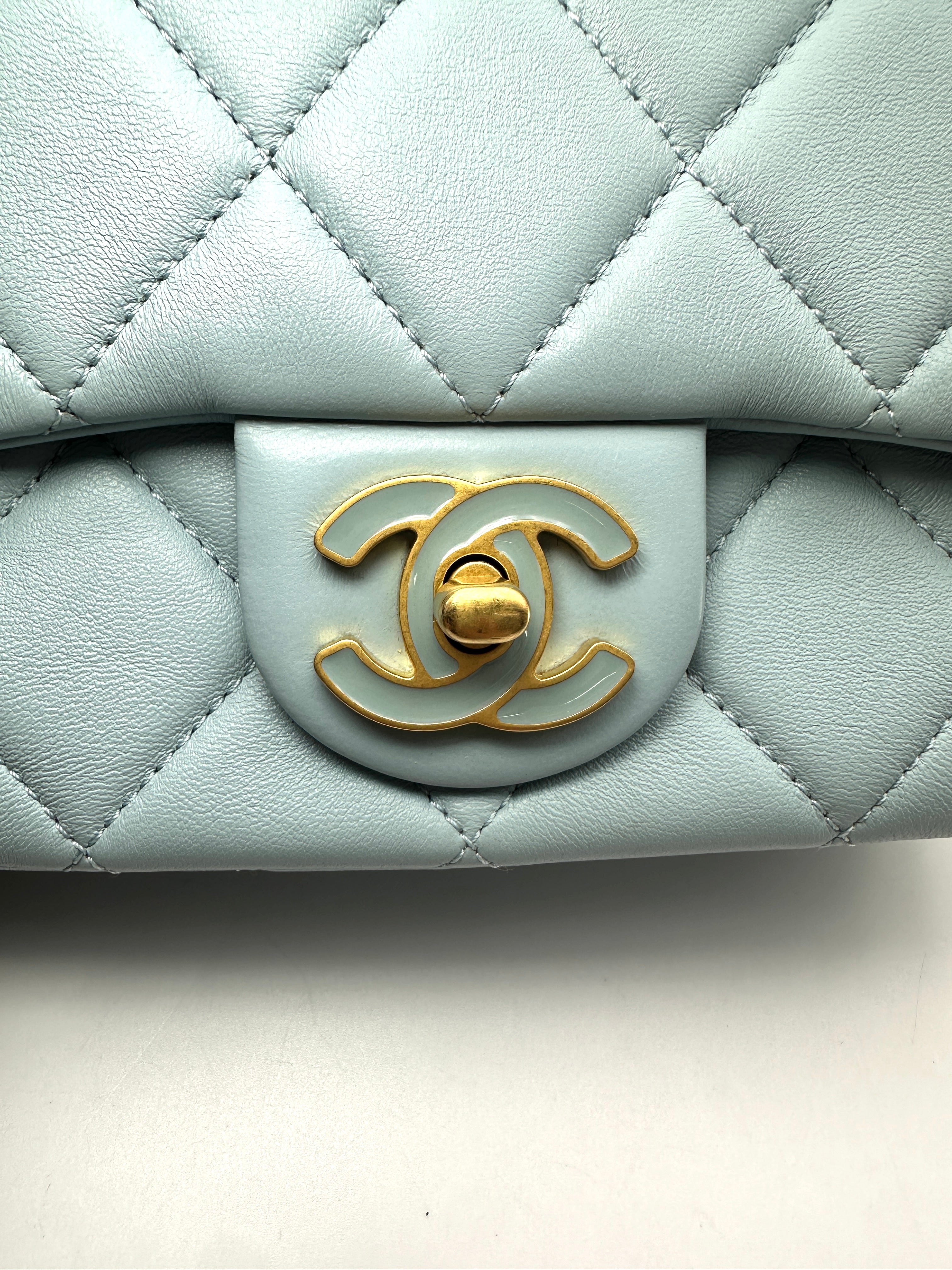 Chanel 22P Light Blue Quilted Leather Mini Square Flap Bag(C0***P1) IRIS272
