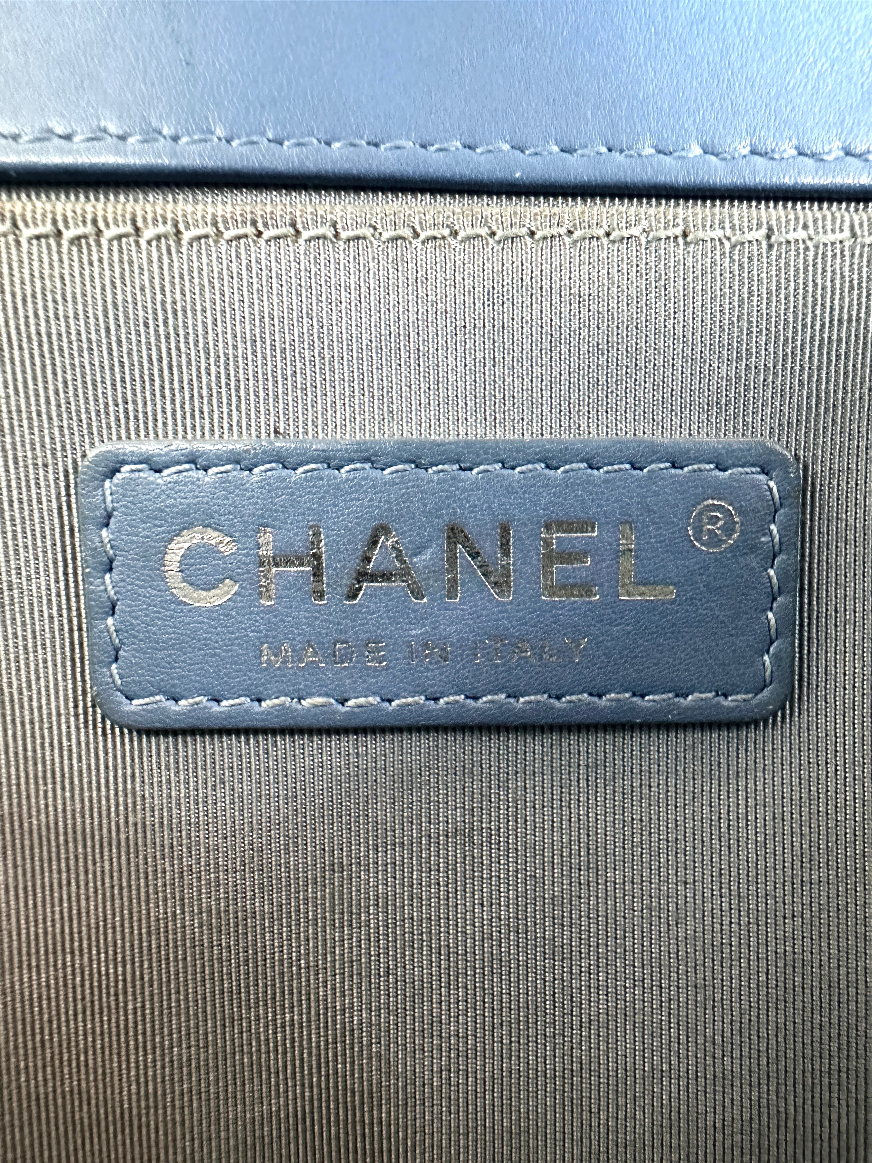 Chanel LeBoy Blue Quilted Patent Leather Medium Size Flap Bag(17***58) CC2577