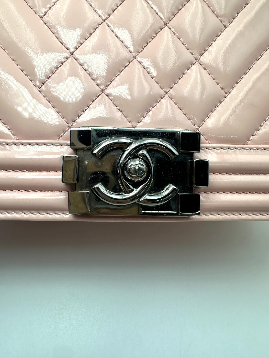 Chanel LeBoy Pink Quilted Patent Leather Medium Size Flap Bag(19***30) CC2578