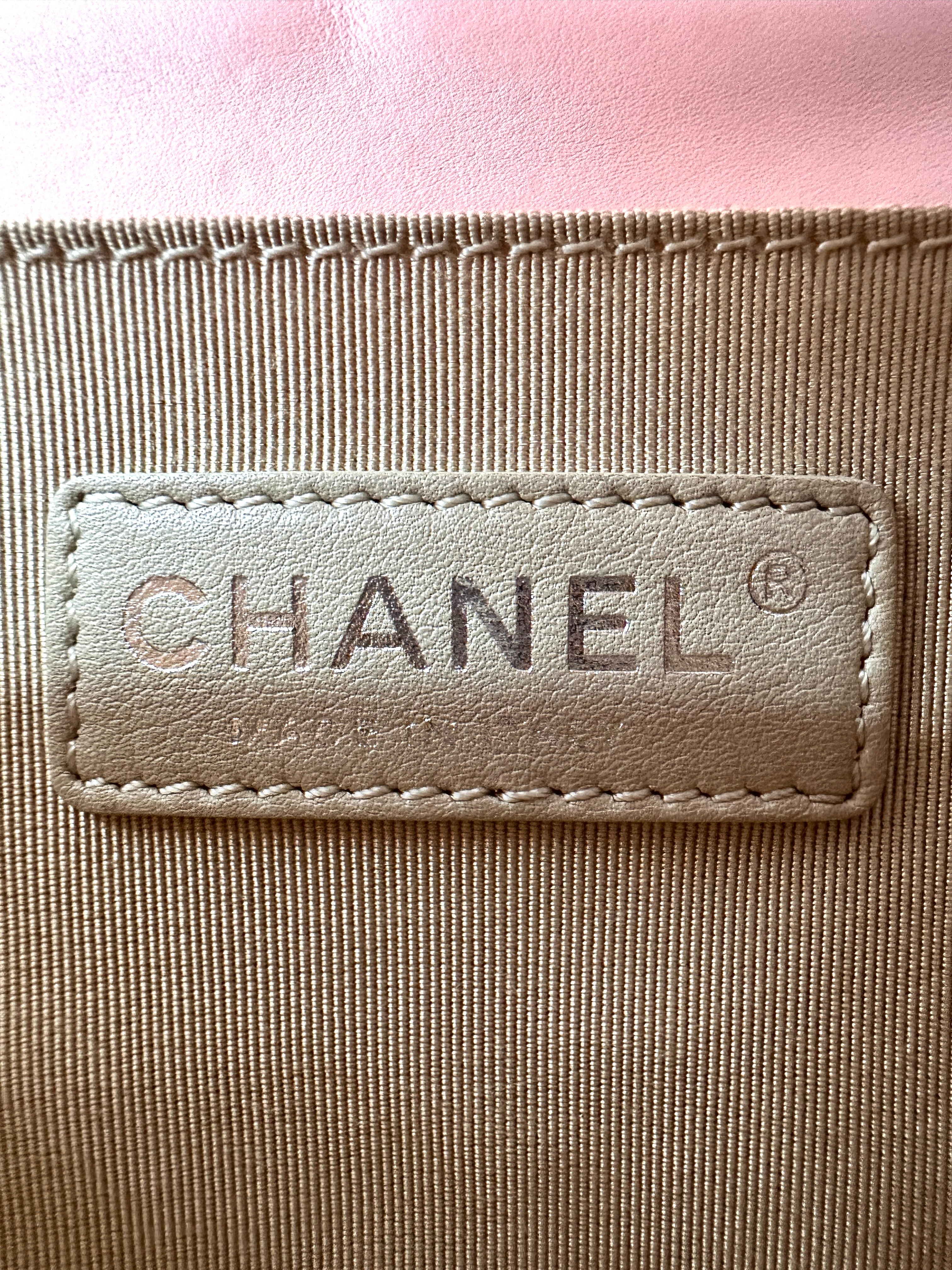 Chanel LeBoy Pink Quilted Patent Leather Medium Size Flap Bag(19***30) CC2578