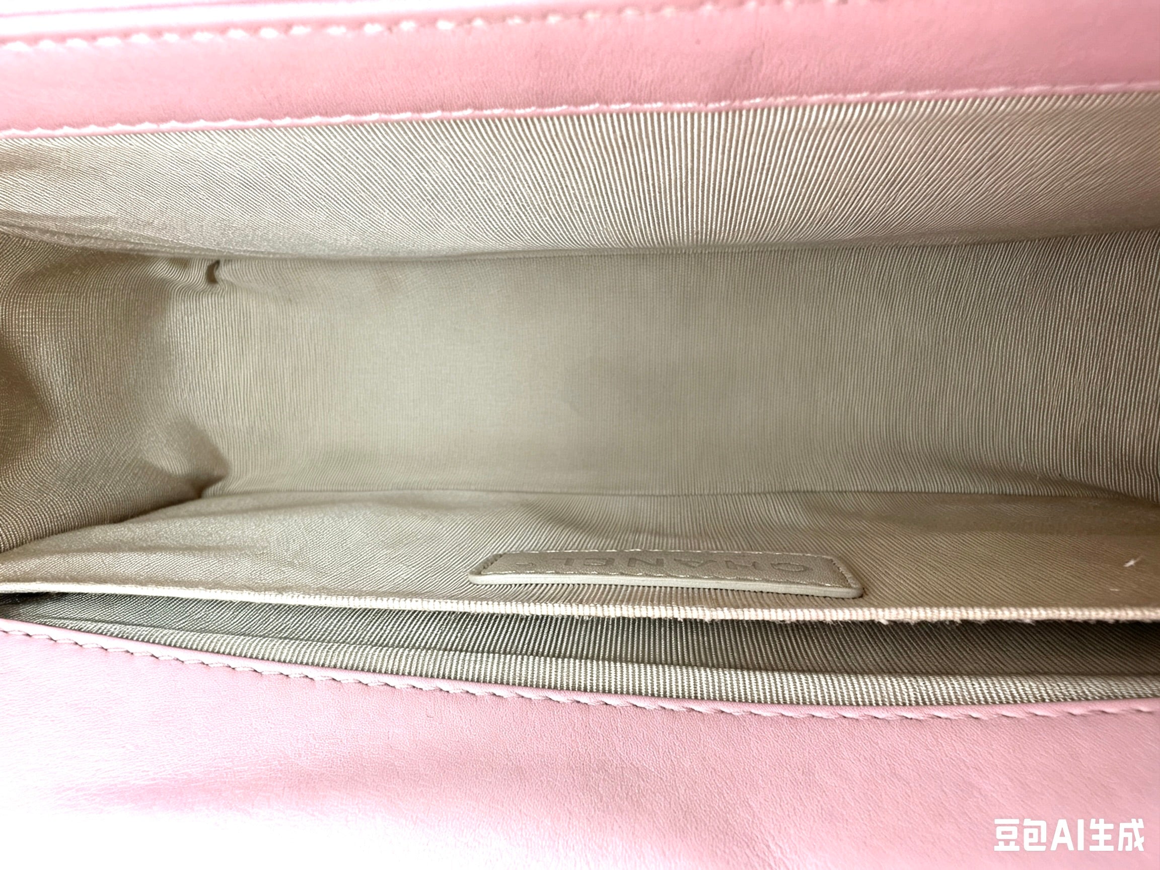 Chanel LeBoy Pink Quilted Patent Leather Medium Size Flap Bag(19***30) CC2578