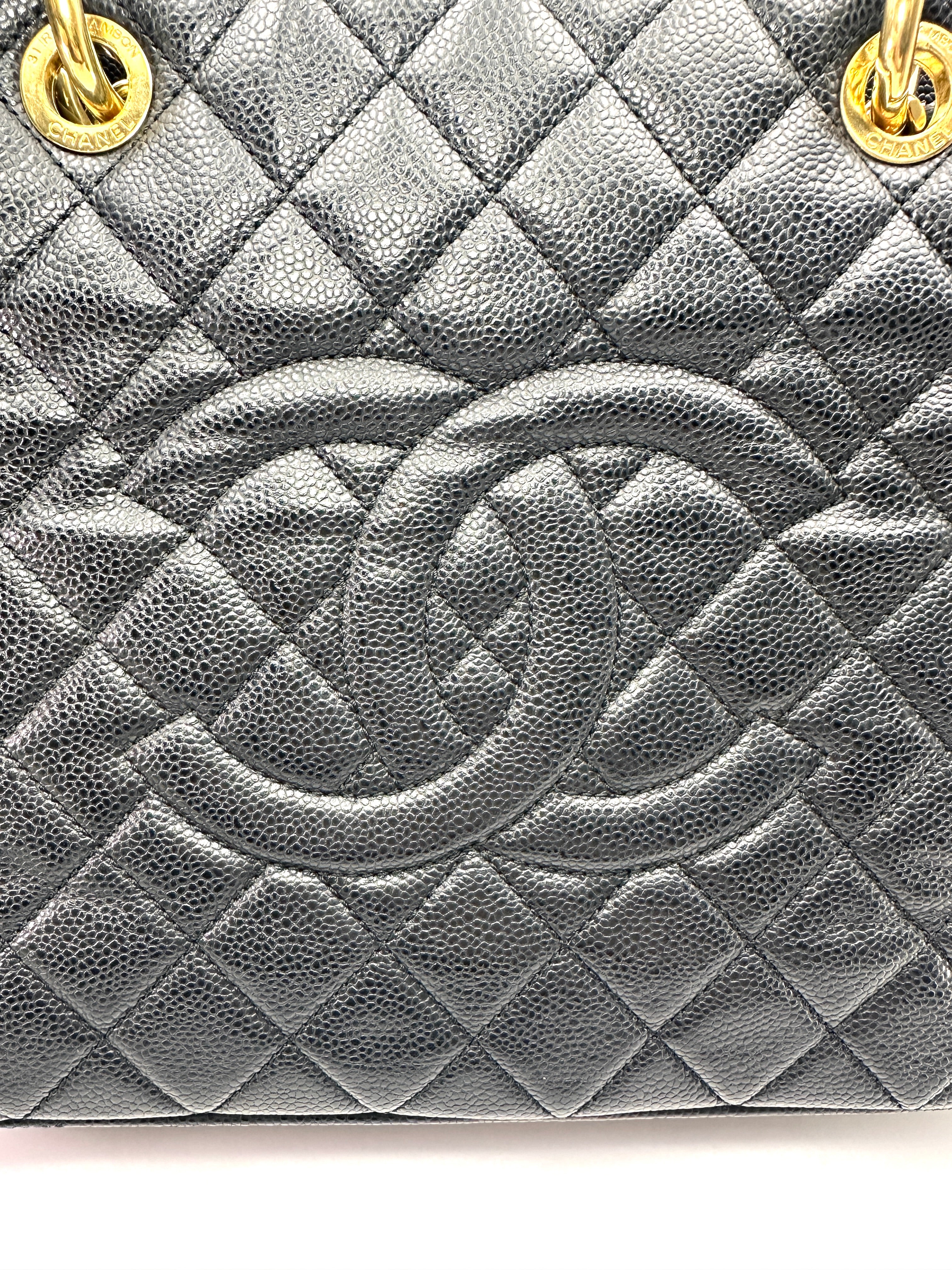 Chanel GST Black Quilted Leather Tote Handle Bag(16***39) CC2575