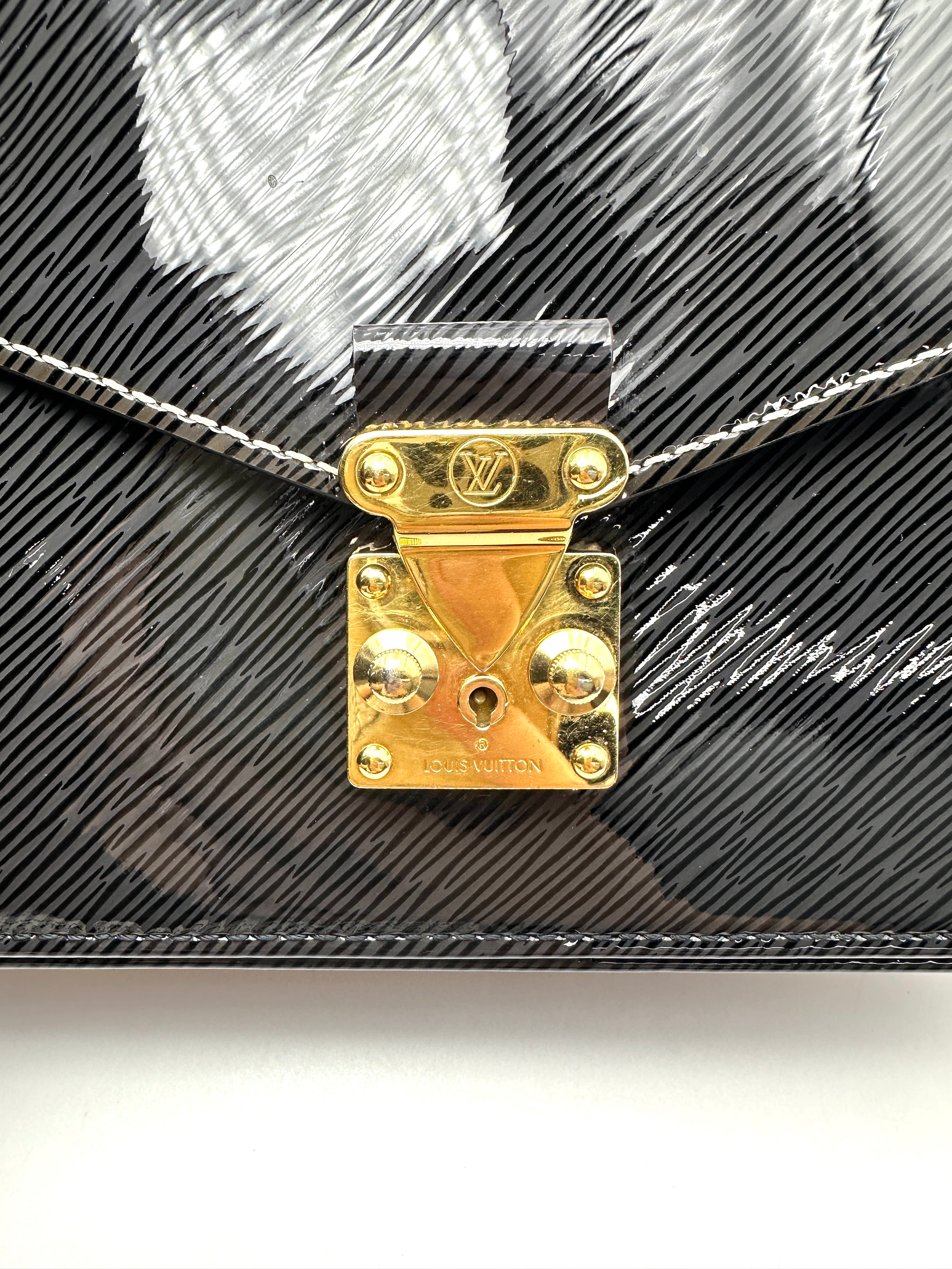 Louis Vuitton Black Leather Pochette Metis LV3358
