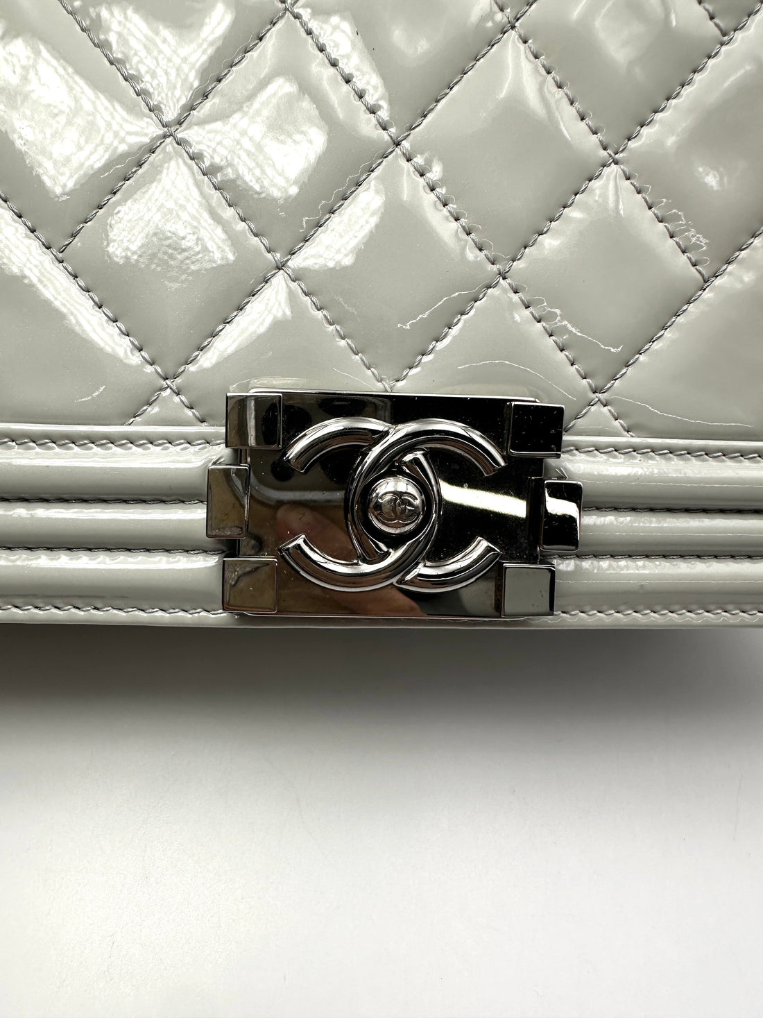 Chanel LeBoy Grey Quilted Patent Leather Flap Bag(19***57) CC2601