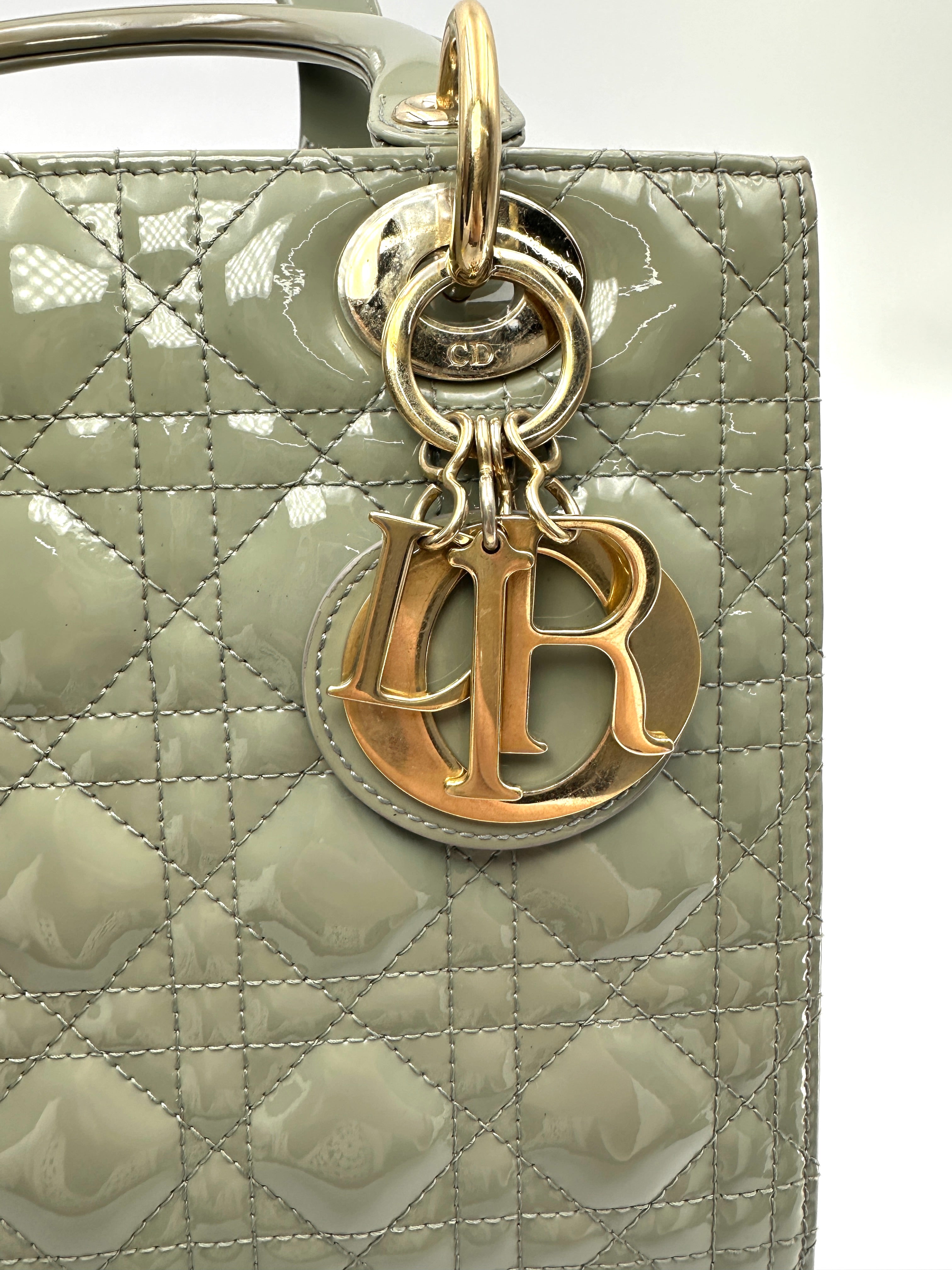 Christian Dior Lady Dior Grey Cannage Patent Leather Handle Bag DR941