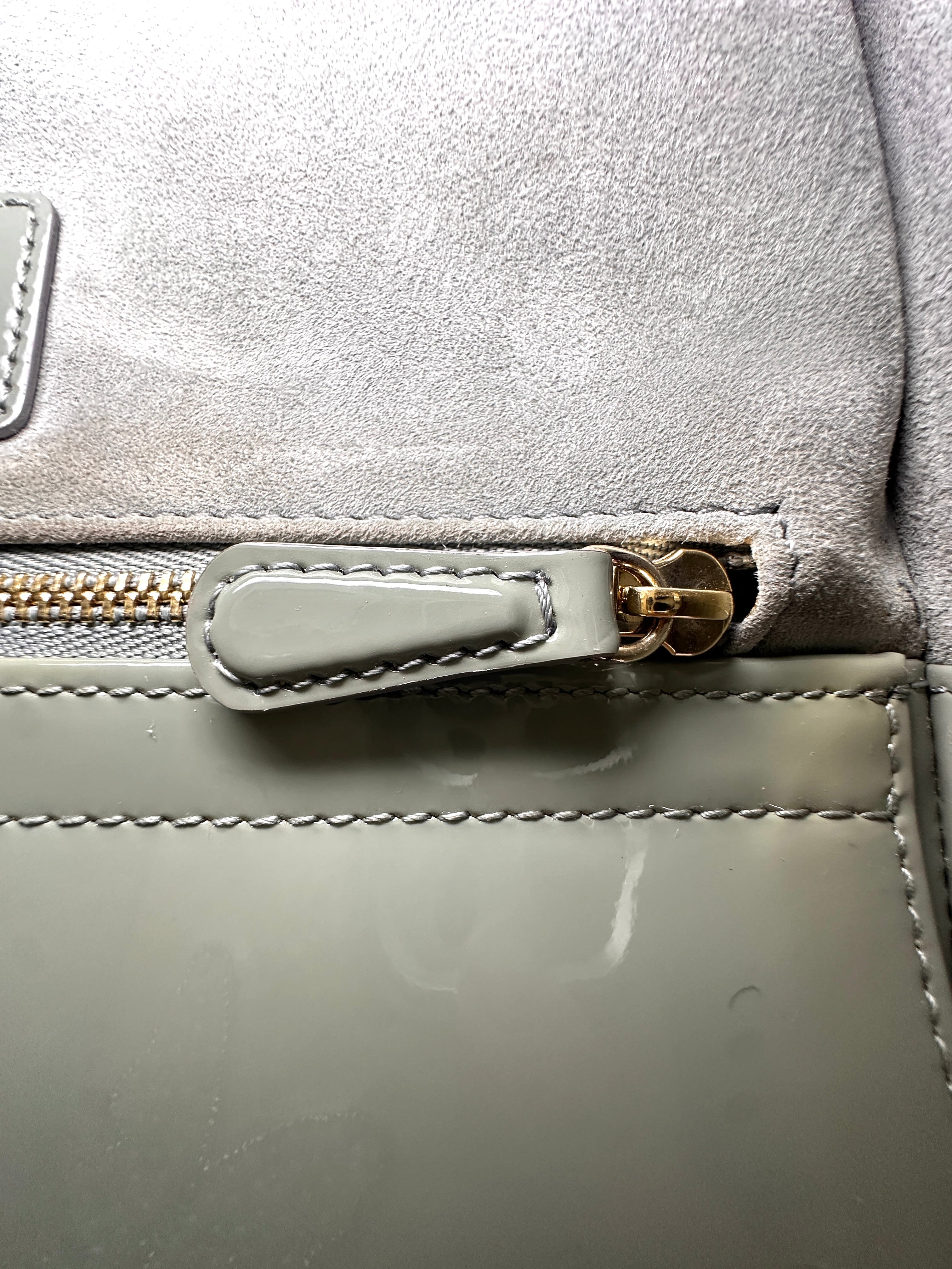 Christian Dior Lady Dior Grey Cannage Patent Leather Handle Bag DR941