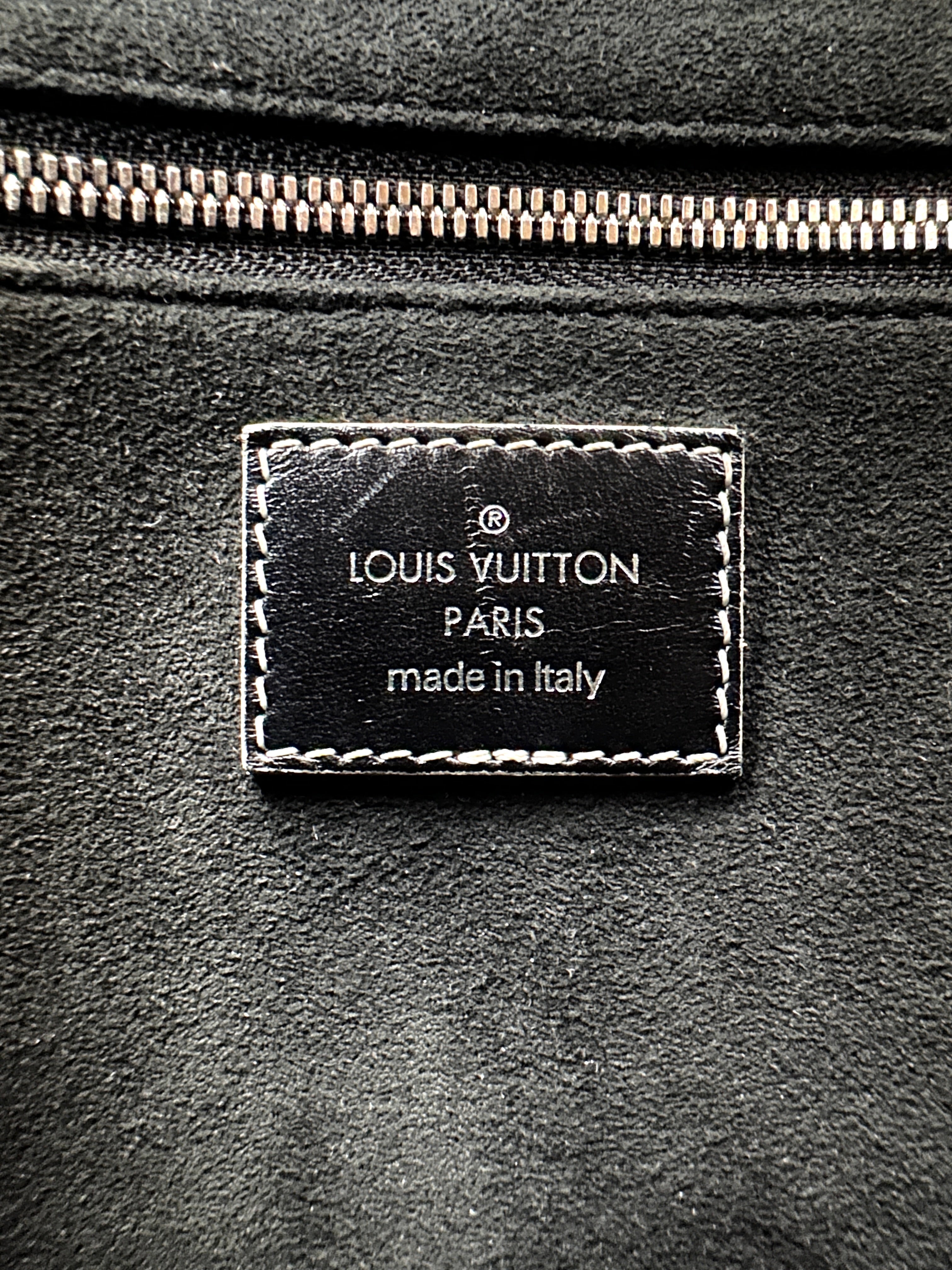 Louis Vuitton Chain-It Monogram Canvas & Black Leather Handle Bag LV3348