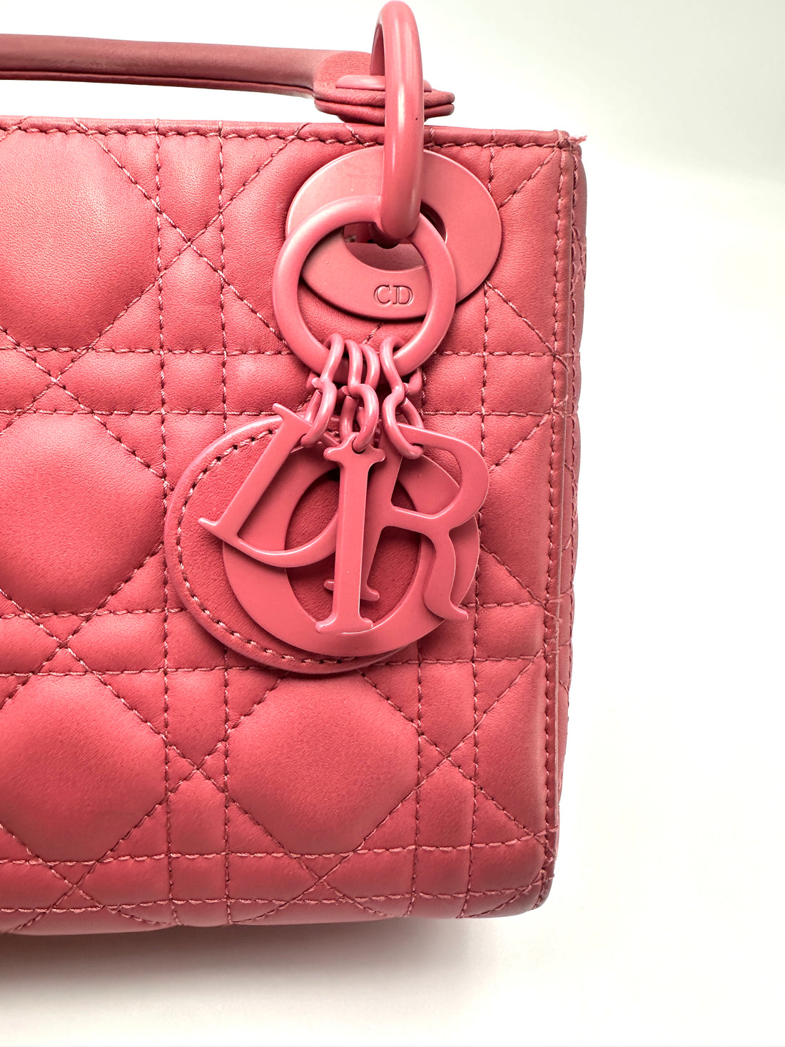 Christian Dior Lady Dior Pink Cannage Leather Handle Bag With Tonal Charms DR936