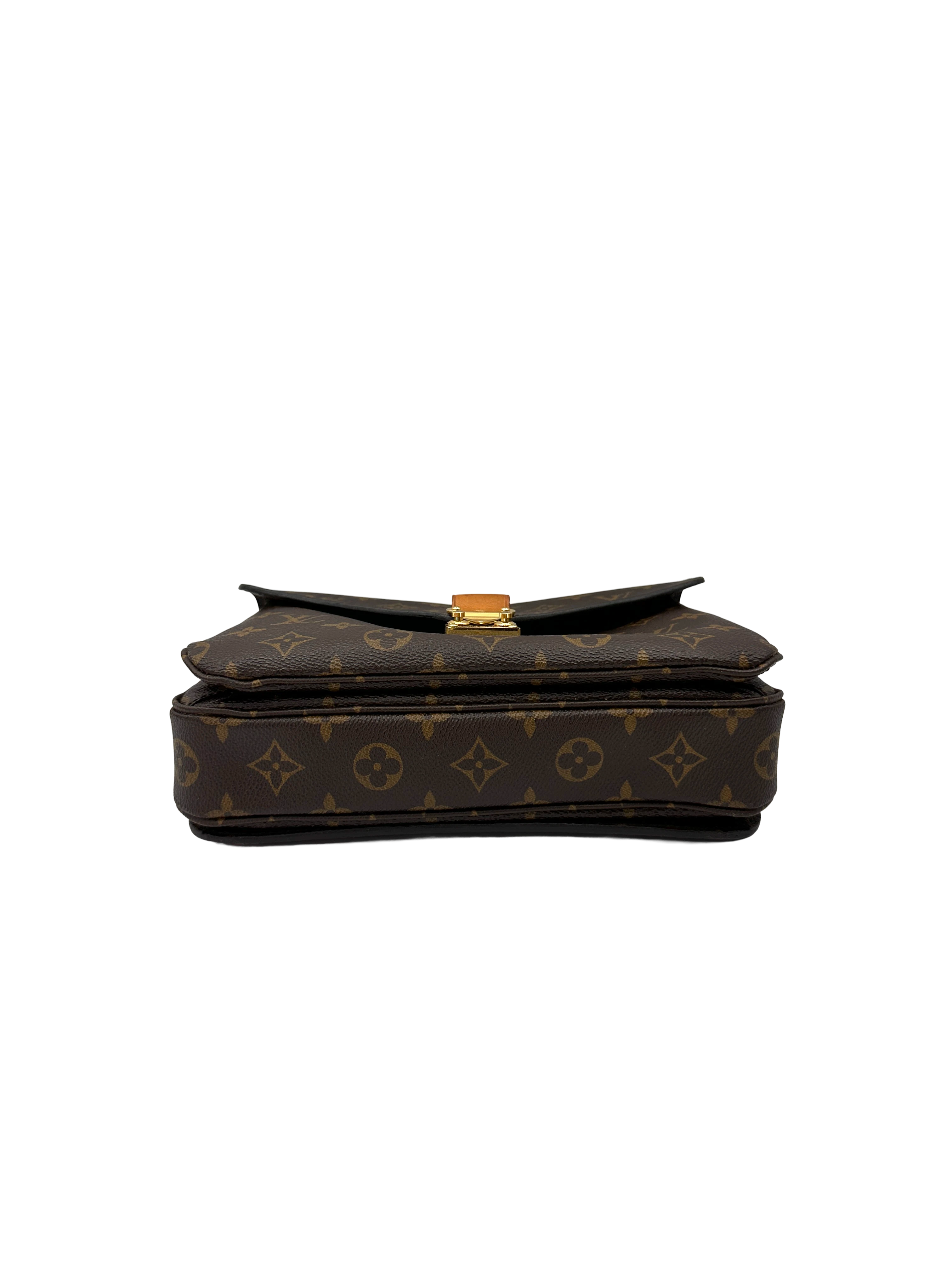 Louis Vuitton Monogram Canvas Pochette Metis LV3355