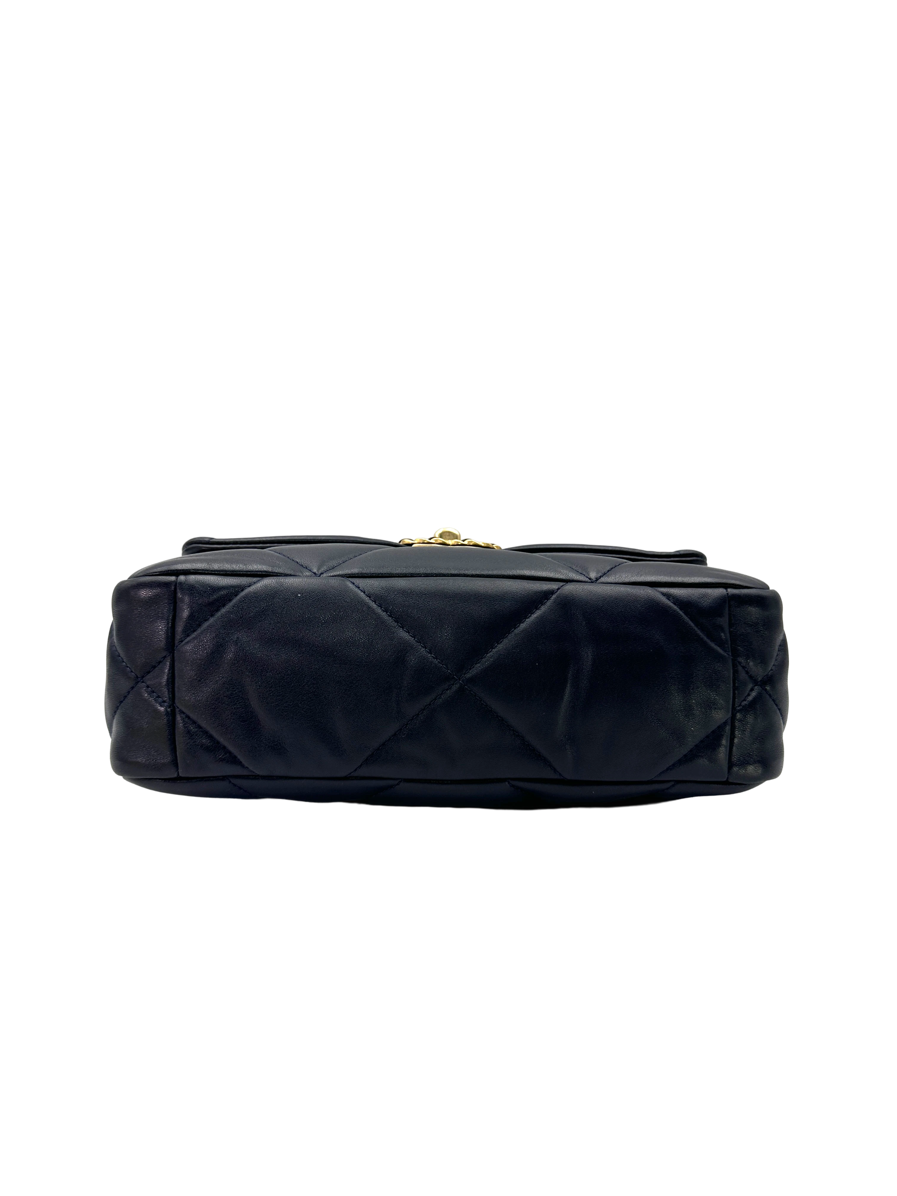 Chanel 19Bag Navy Quilted Leather Small Size Shoulder Bag(31***69) CC2586