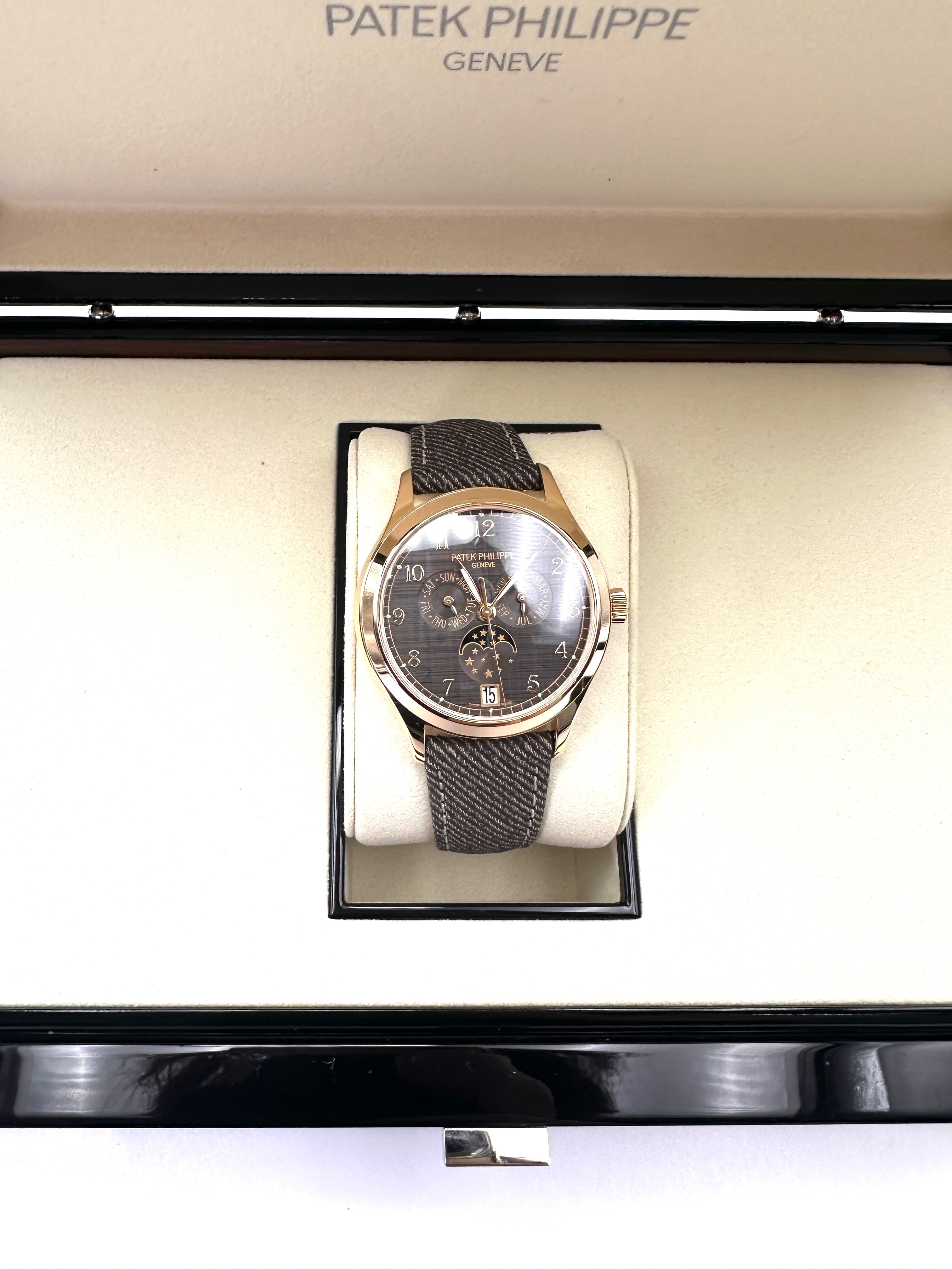 Patek Philippe 4946R-001 Watch PP01