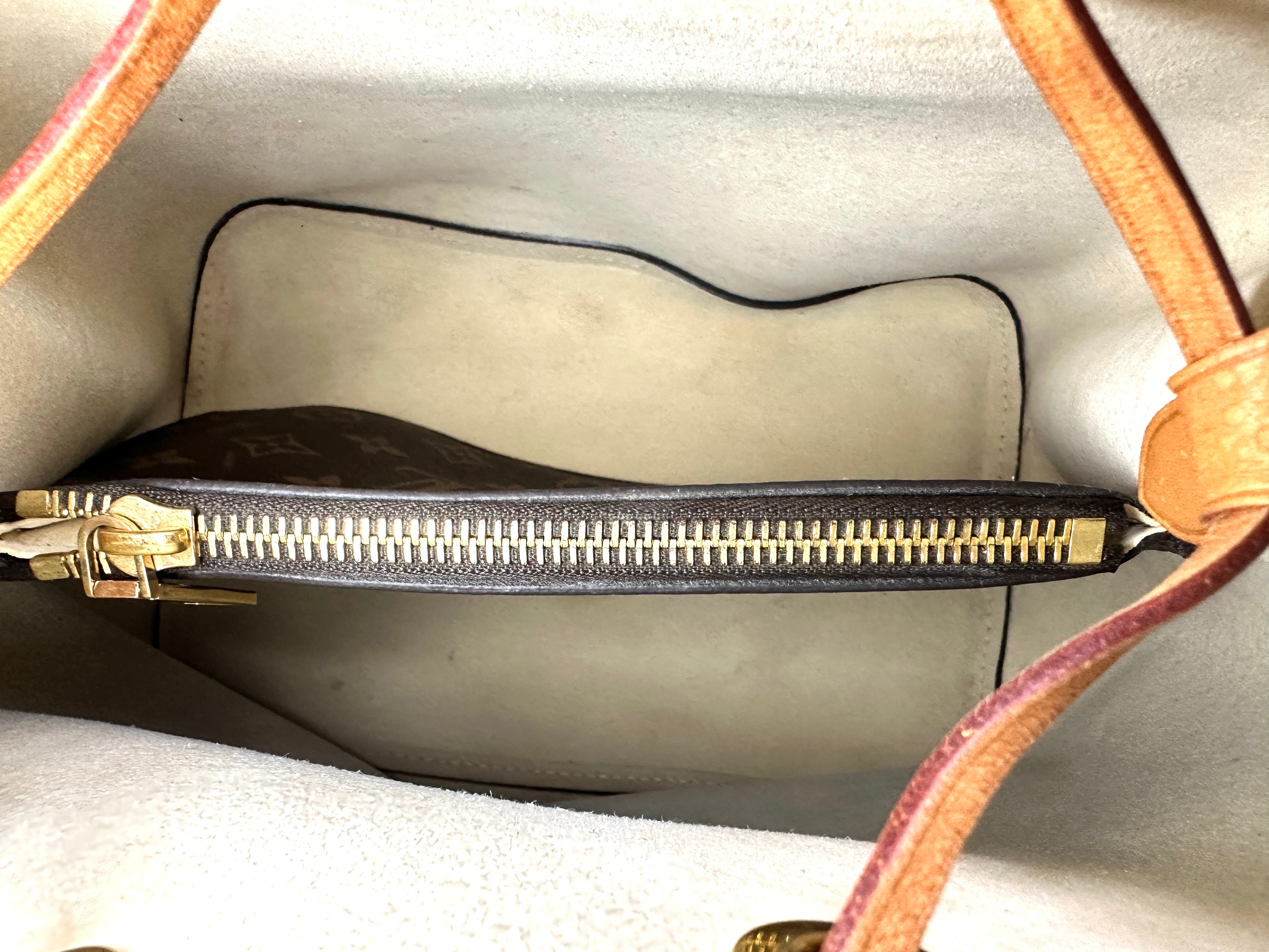 Louis Vuitton Neonoe MM Monogram Summer Trunks Bucket Bag LV3366