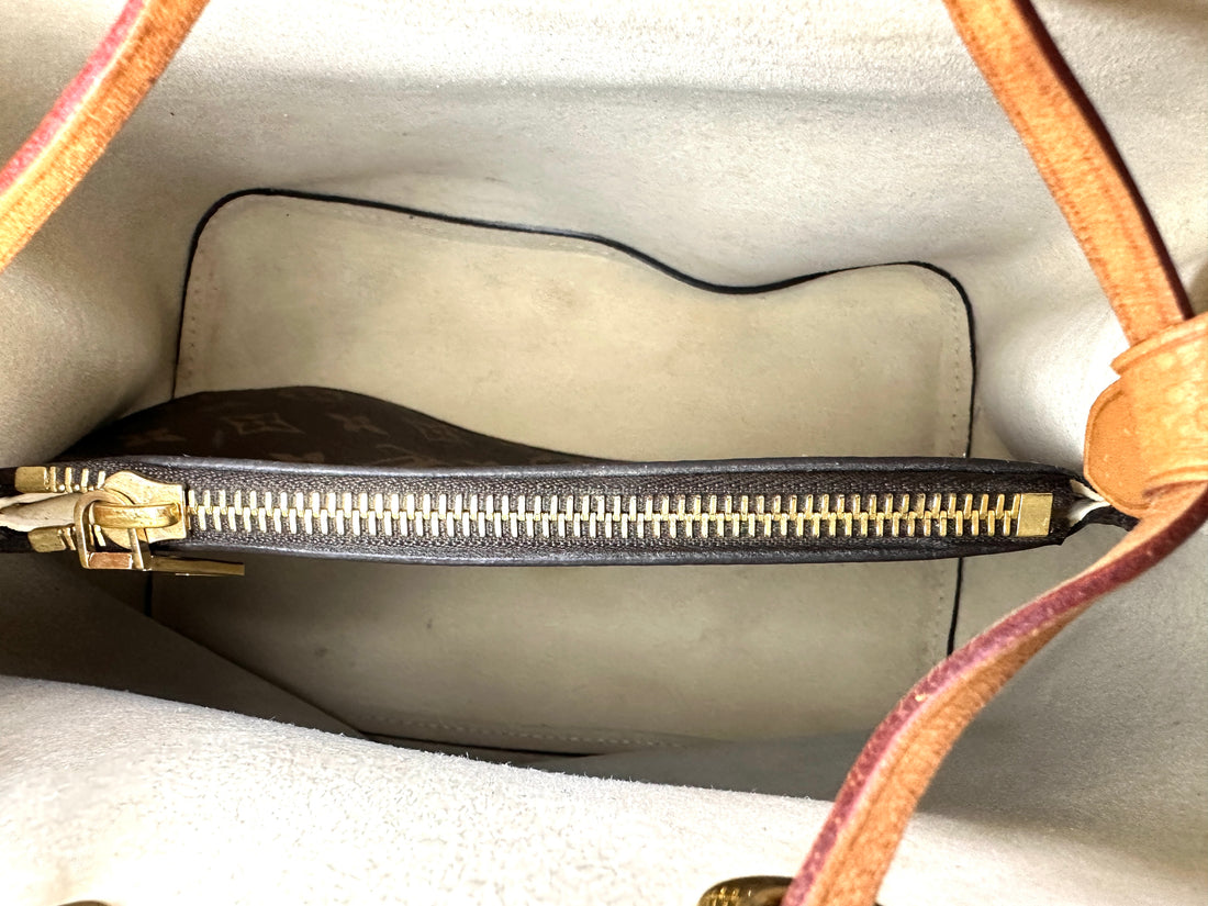 Louis Vuitton Neonoe MM Monogram Summer Trunks Bucket Bag LV3366