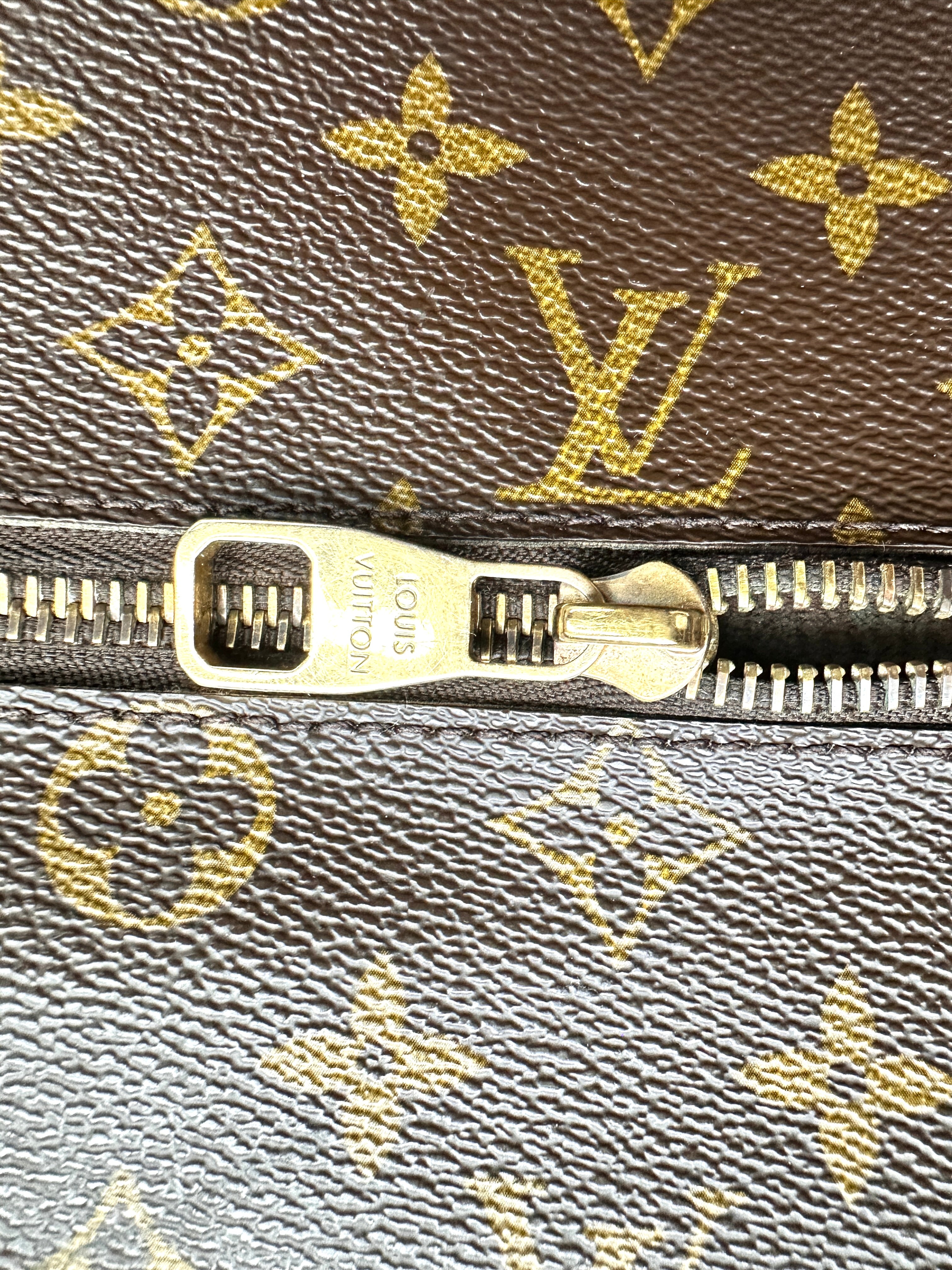 Louis Vuitton Monogram Canvas Pochette Metis LV3367