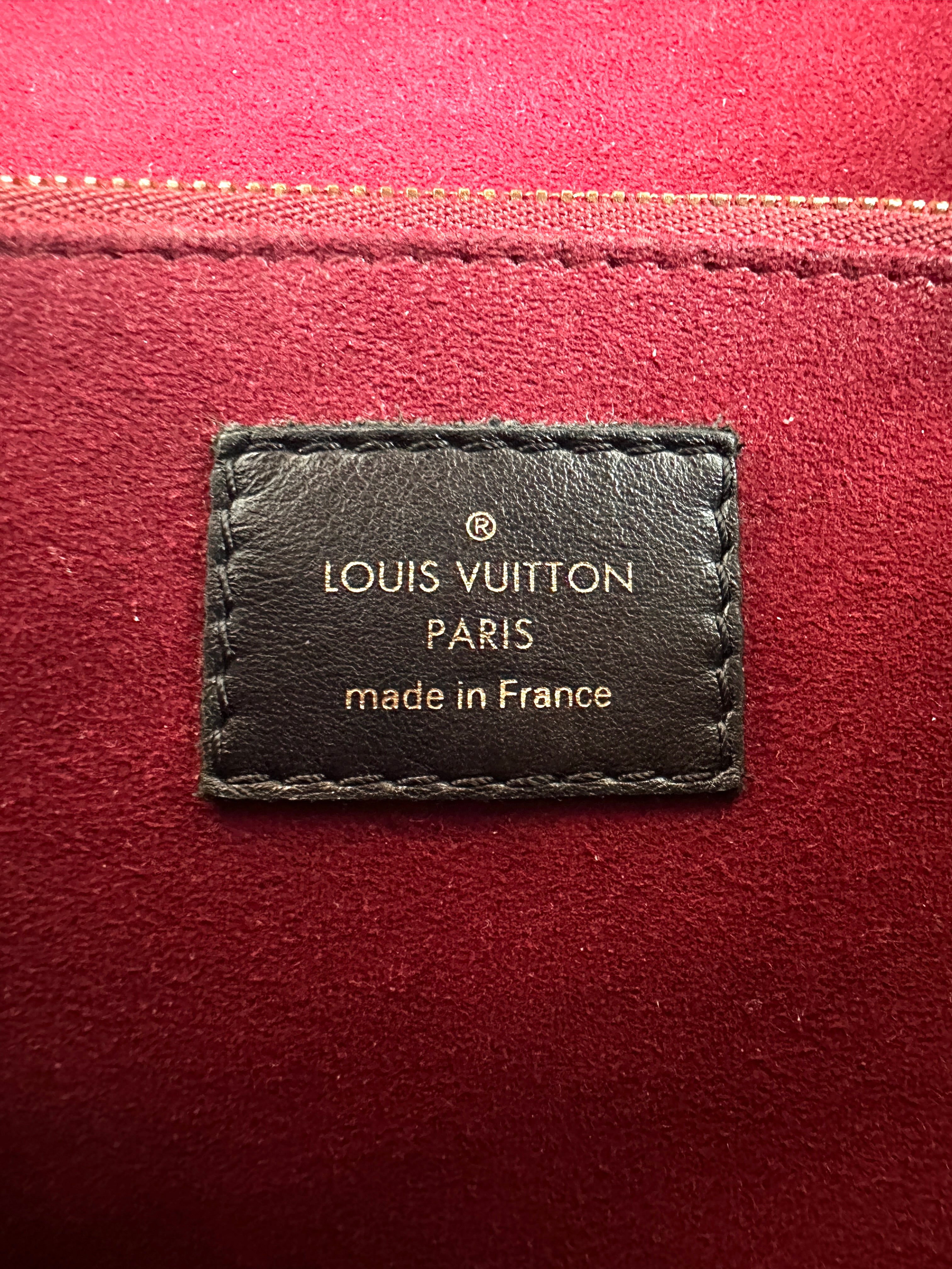Louis Vuitton Passy Monogram Canvas Chain Shoulder Bag LV3370