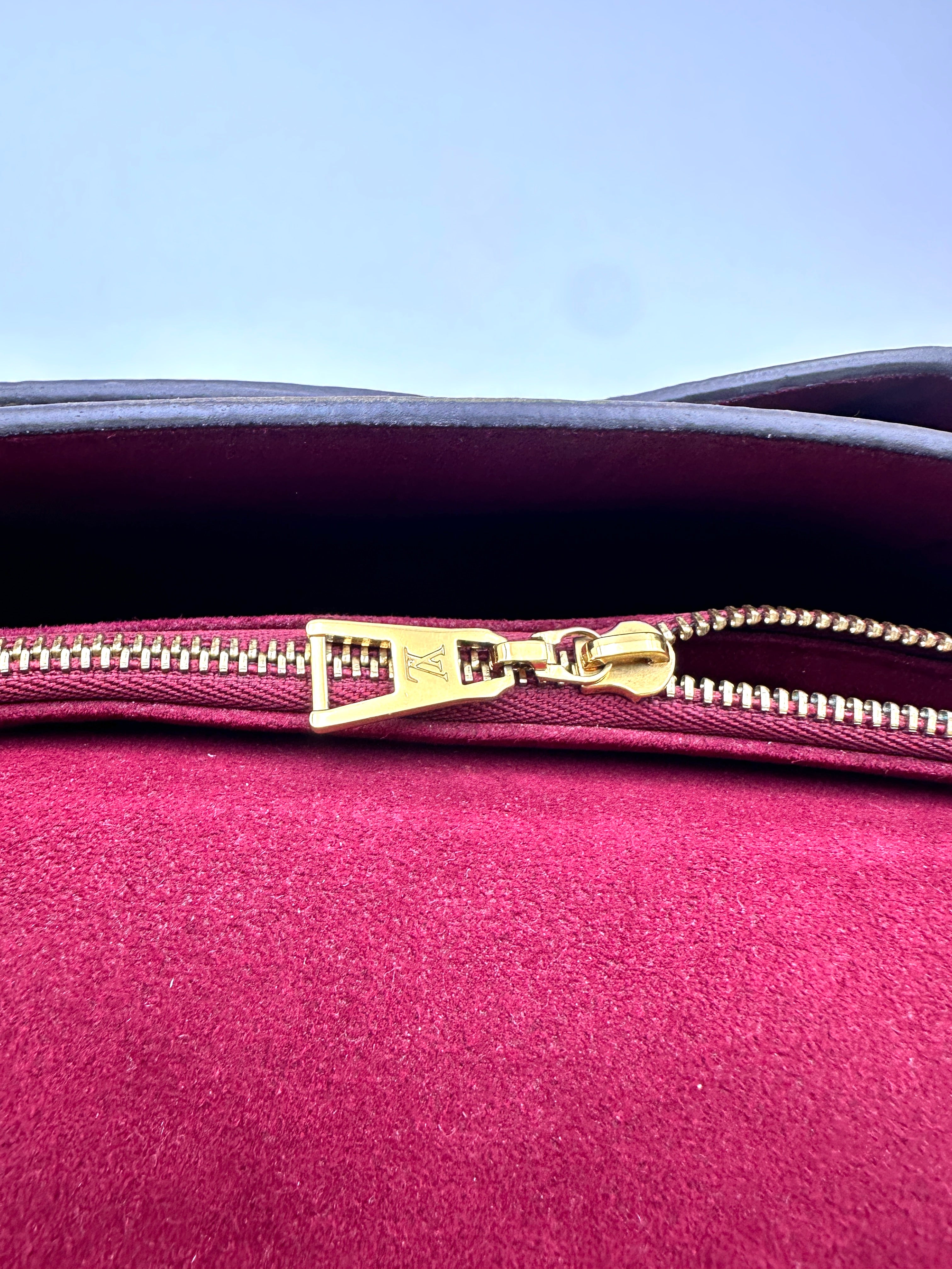 Louis Vuitton Passy Monogram Canvas Chain Shoulder Bag LV3370