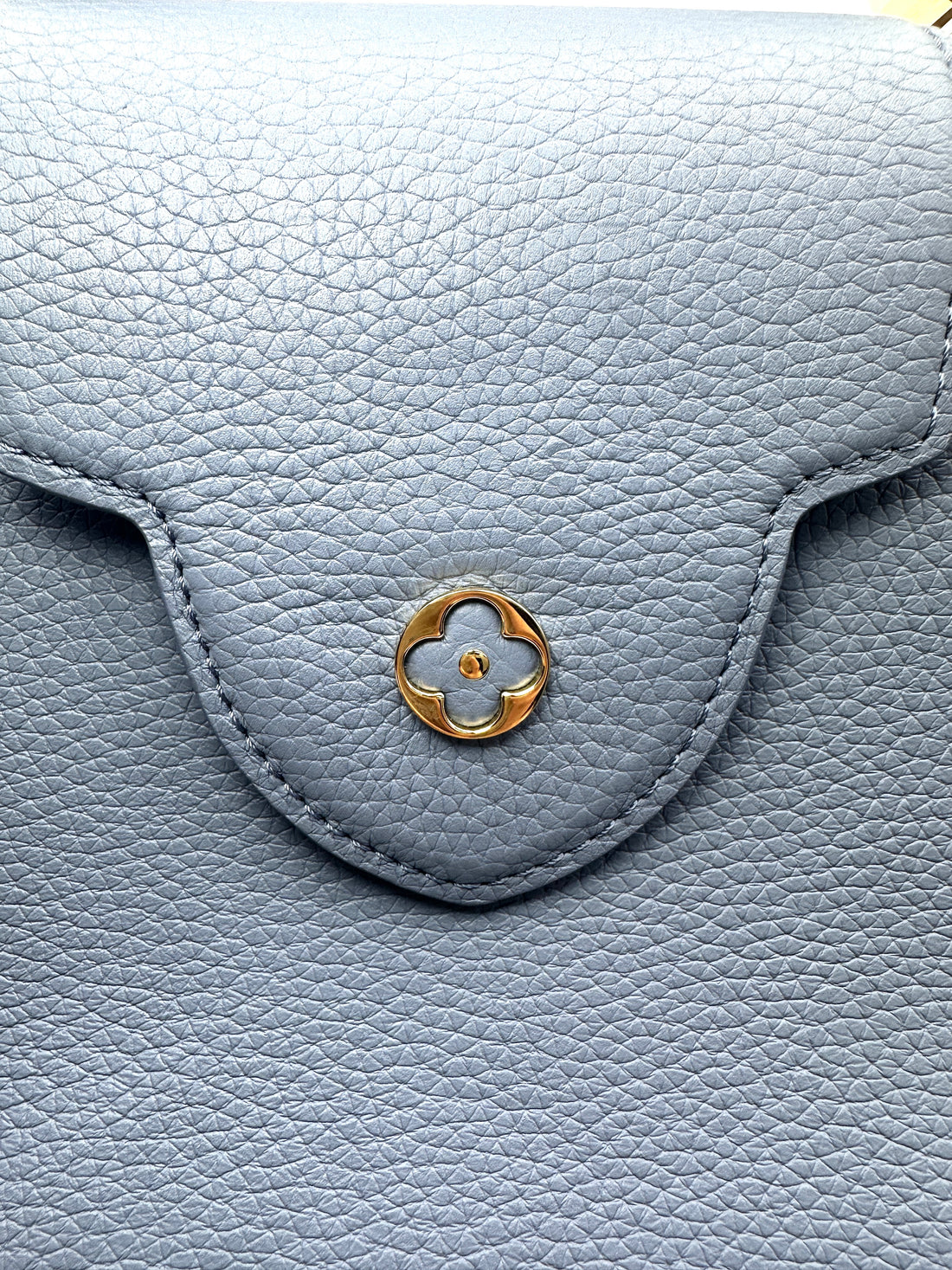 Louis Vuitton Capucines BB Blue Taurillon Leather Ruched Chouchou Handle Bag LV3374