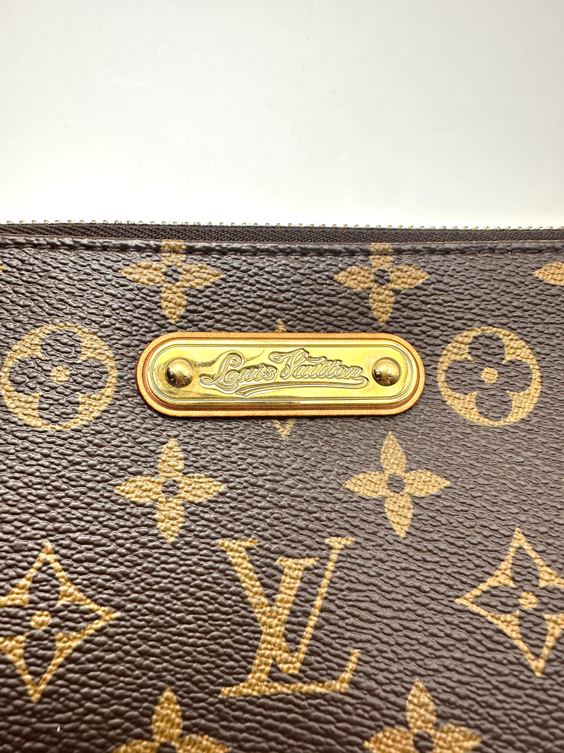 Louis Vuitton Monogram Canvas Trousse Pochette LV3385
