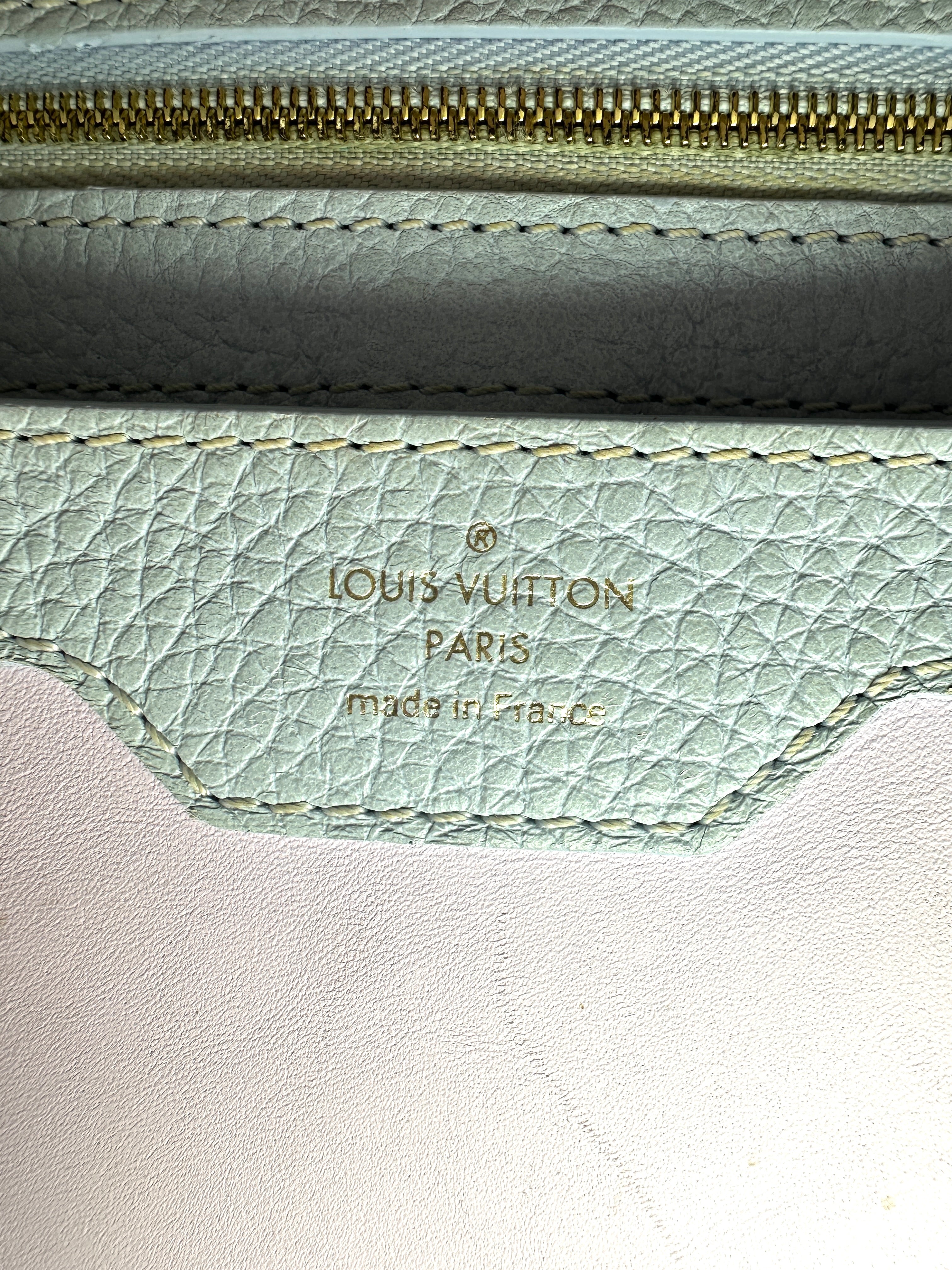Louis Vuitton Capucines Blue Taurillon Leather Handle Bag LV3382