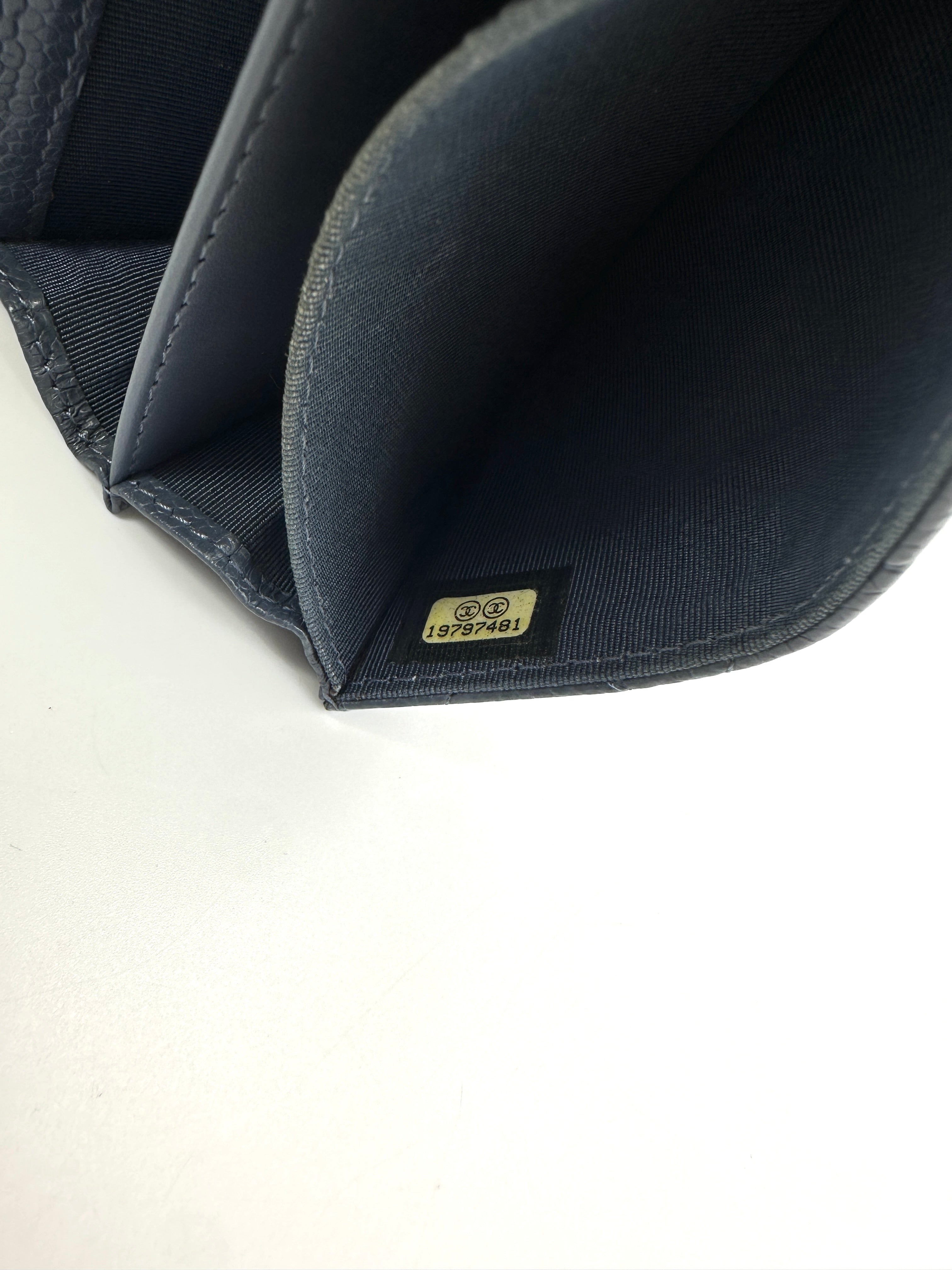 Chanel Navy Quilted Leather Wallet(19***81) CC2606