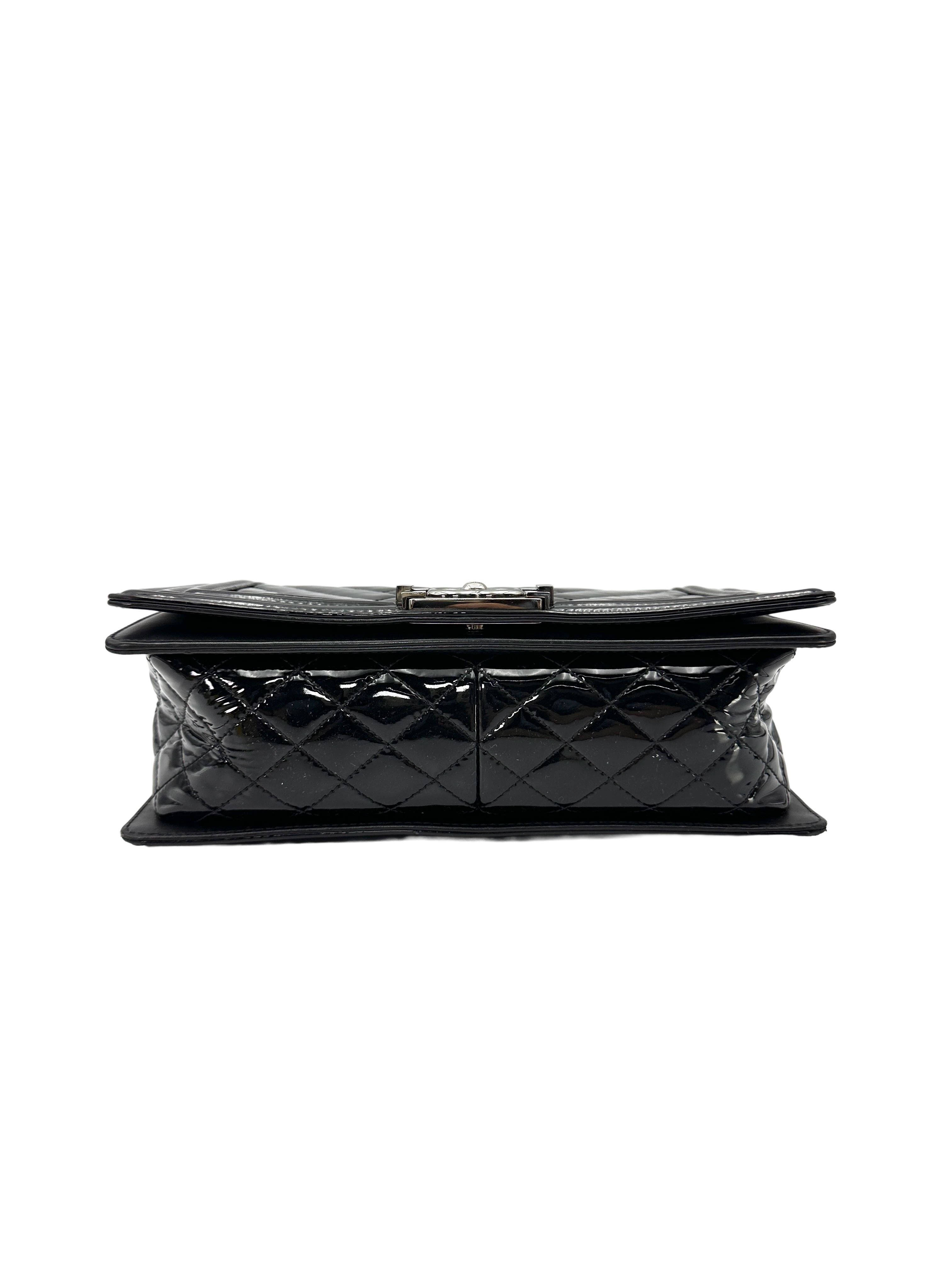 Chanel LeBoy Black Quilted Patent Leather Medium Size Flap Bag(18***65) CC2602