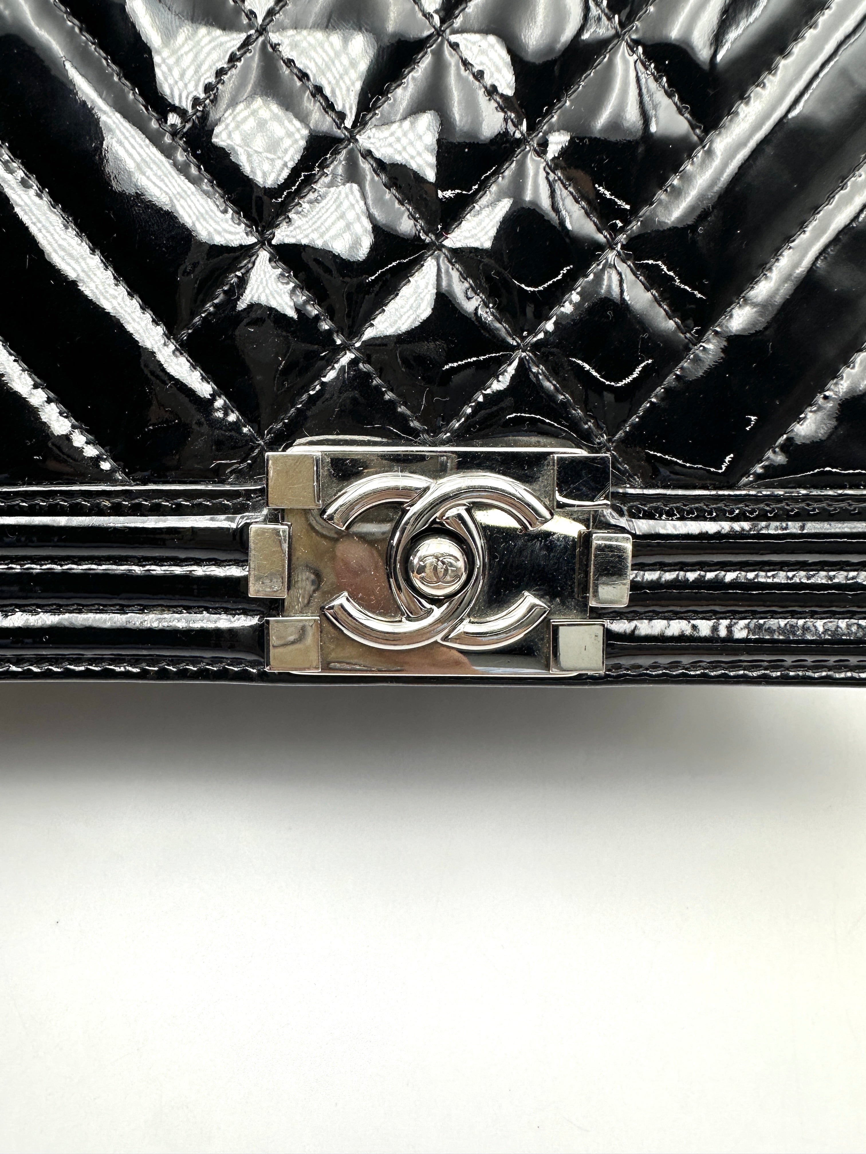 Chanel LeBoy Black Quilted Patent Leather Medium Size Flap Bag(18***65) CC2602