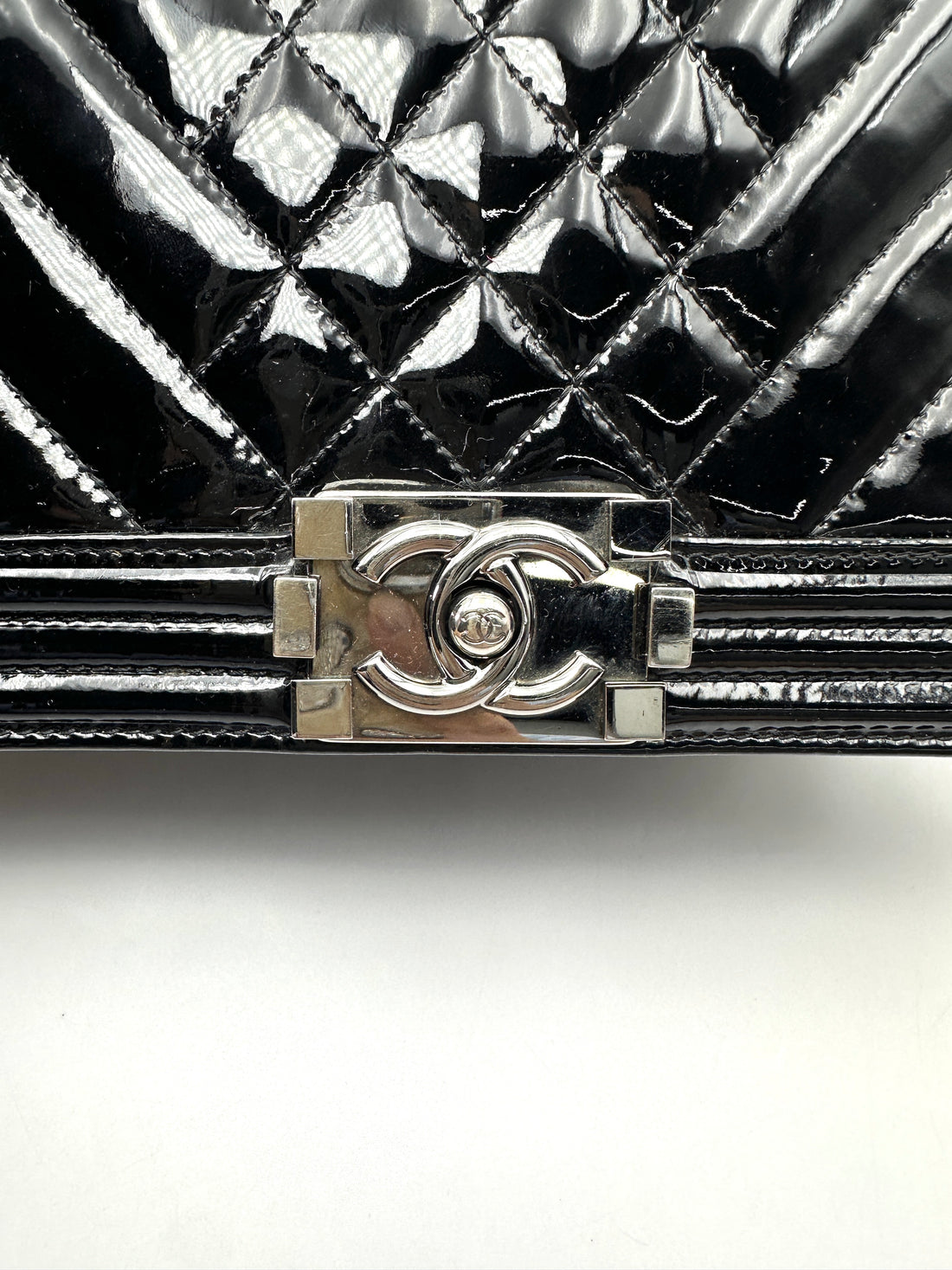 Chanel LeBoy Black Quilted Patent Leather Medium Size Flap Bag(18***65) CC2602