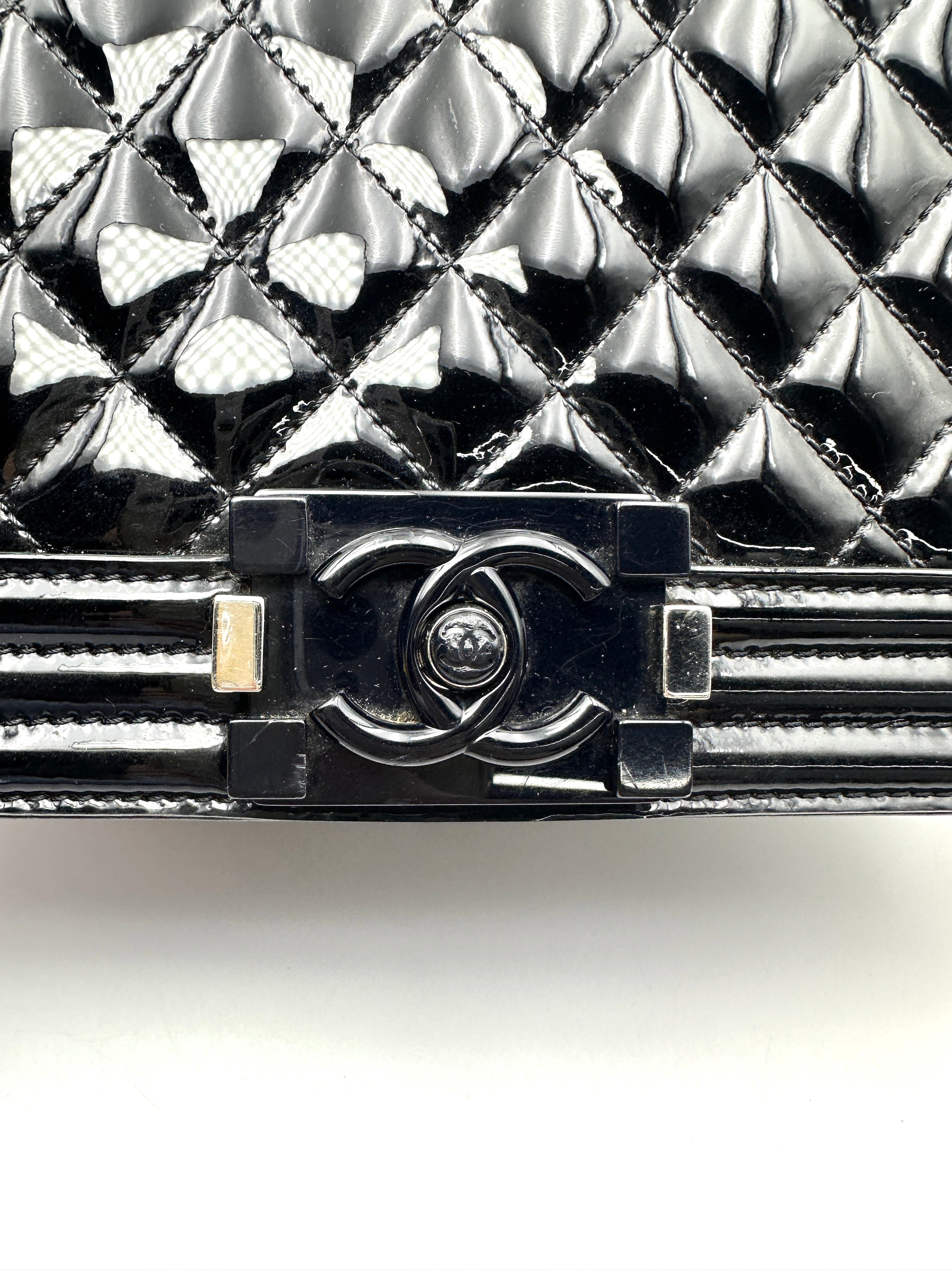 Chanel LeBoy Black Quilted Patent Leather Medium Size Flap Bag(20***27) CC2611