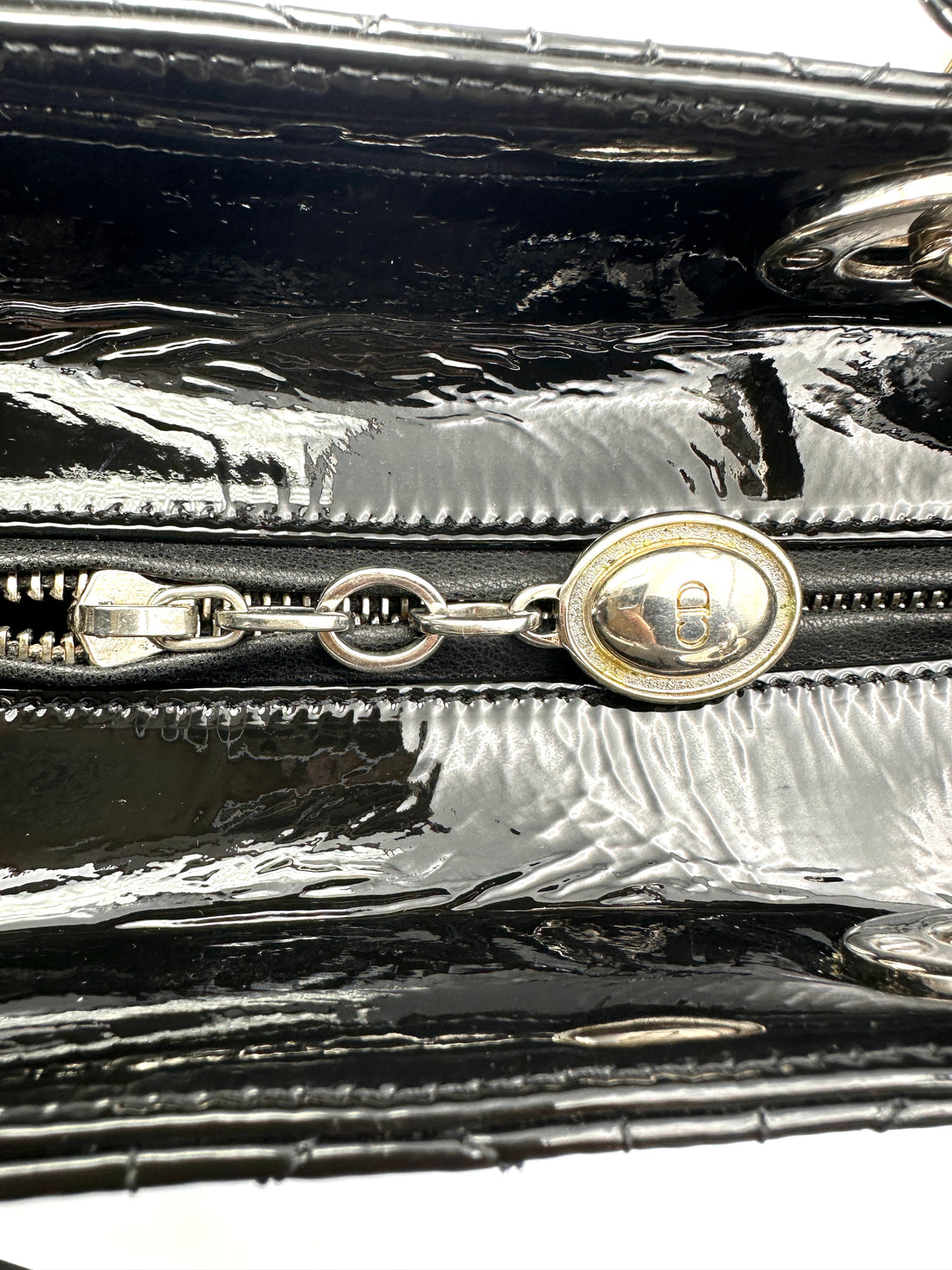 Christian Dior Lady Dior Black Cannage Patent Leather Handle Bag DR955