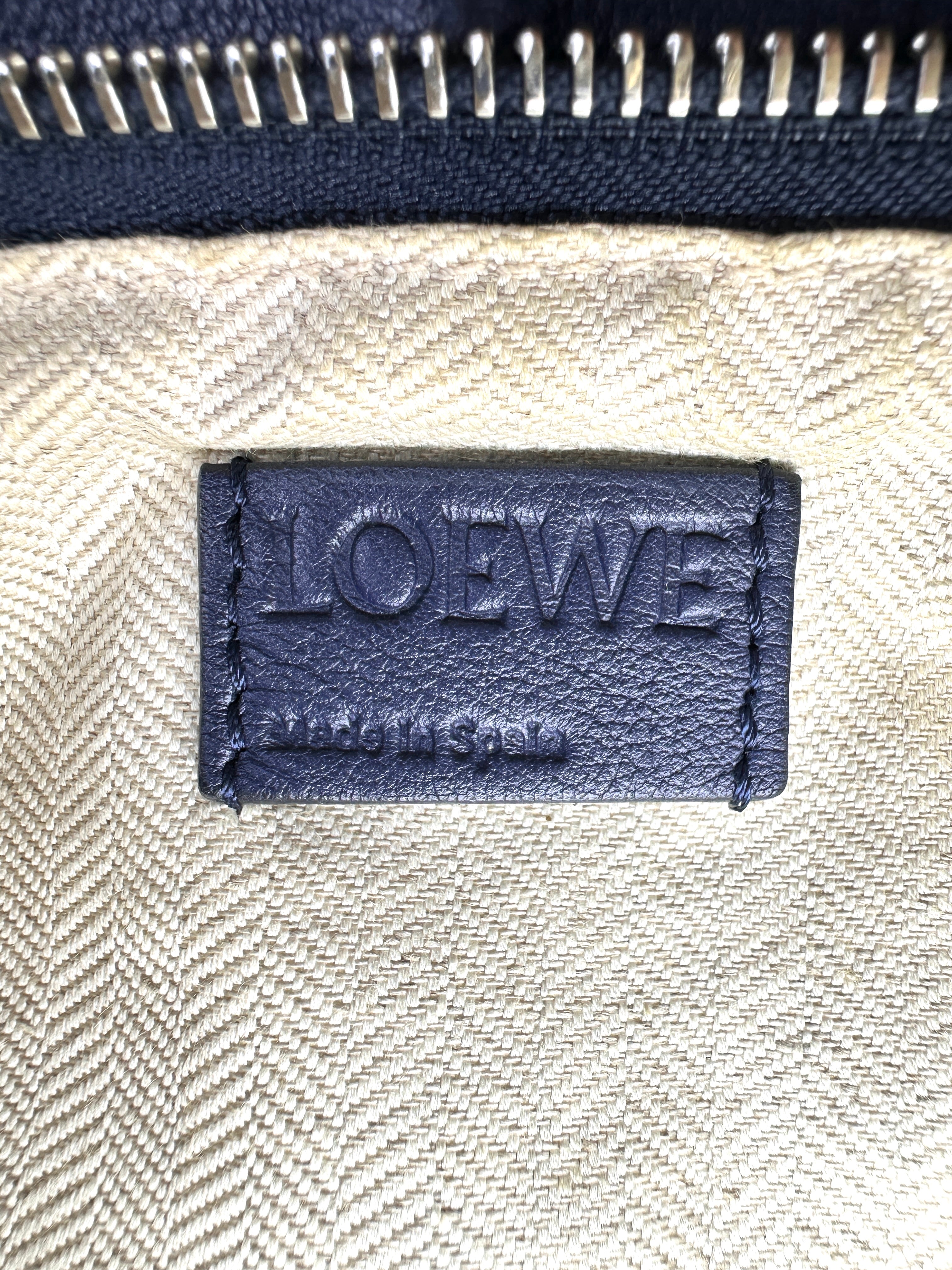 Loewe Puzzle Navy Leather Small Size Shoulder Bag LW103
