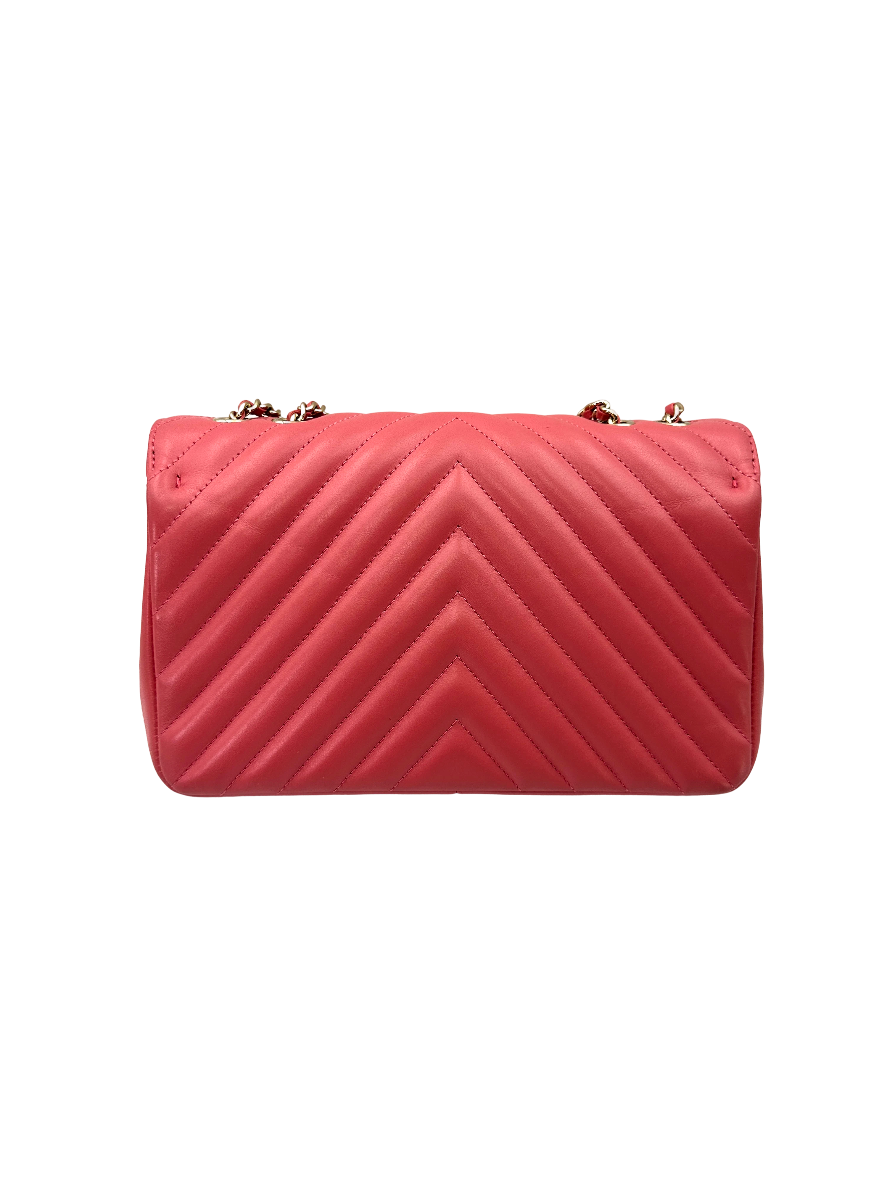 Chanel Classic Flap Pink Chervon Quilted Leather Mini Shoulder Bag(28***39) CC2613