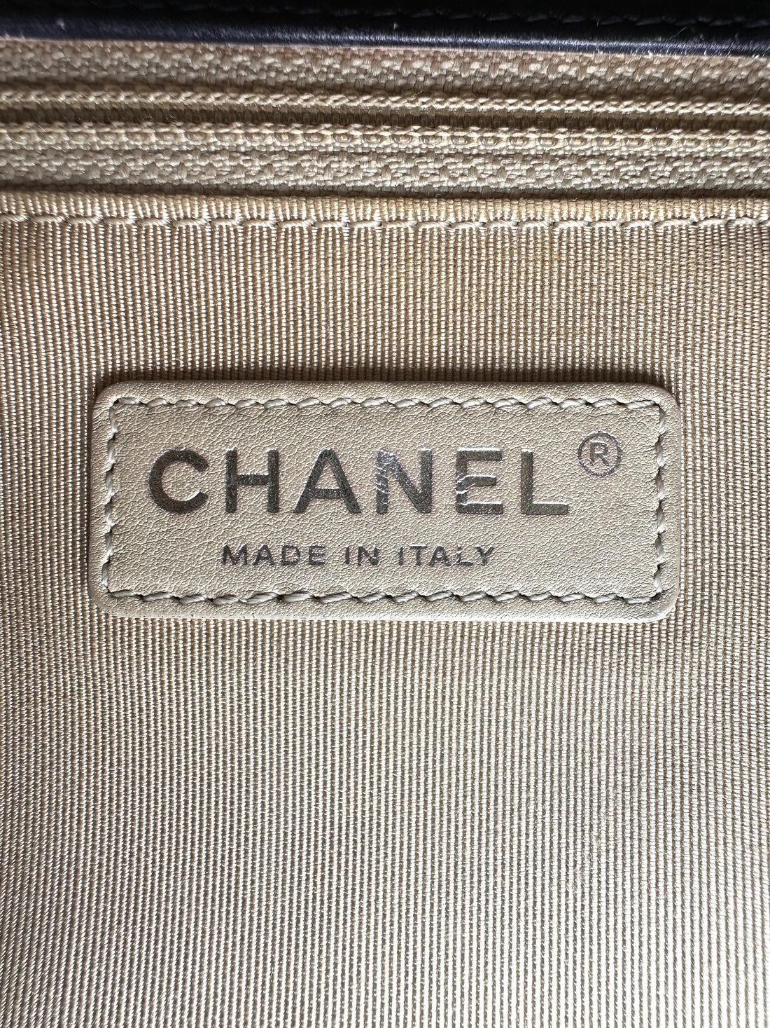 Chanel LeBoy Black Quilted Patent Leather Flap Bag(19***95) CC2618