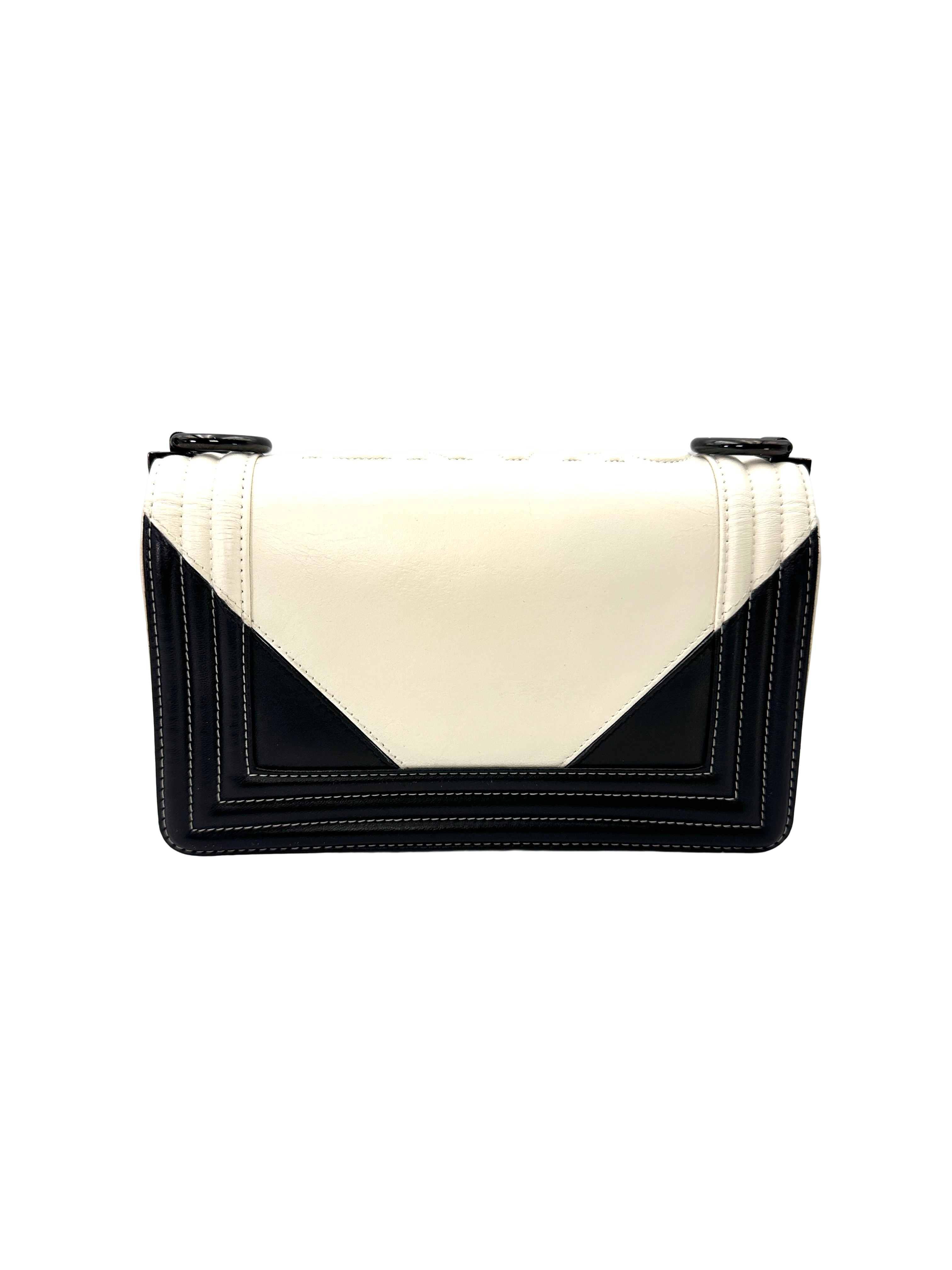 Chanel LeBoy Black/White Quilted Leather Flap Bag With Black Buckle(24***47) CC2614
