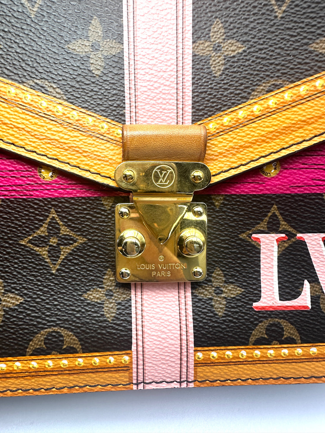 Louis Vuitton Monogram Canvas Summer Trunk Pochette Metis LV3395