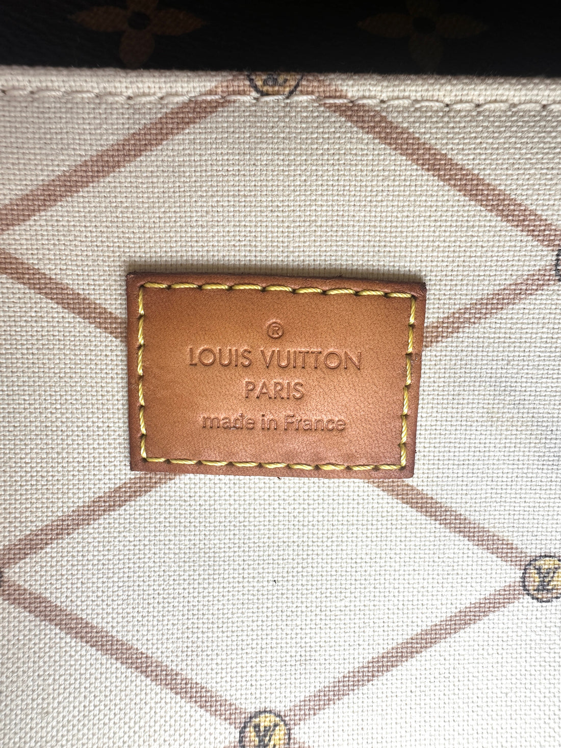 Louis Vuitton Monogram Canvas Summer Trunk Pochette Metis LV3395
