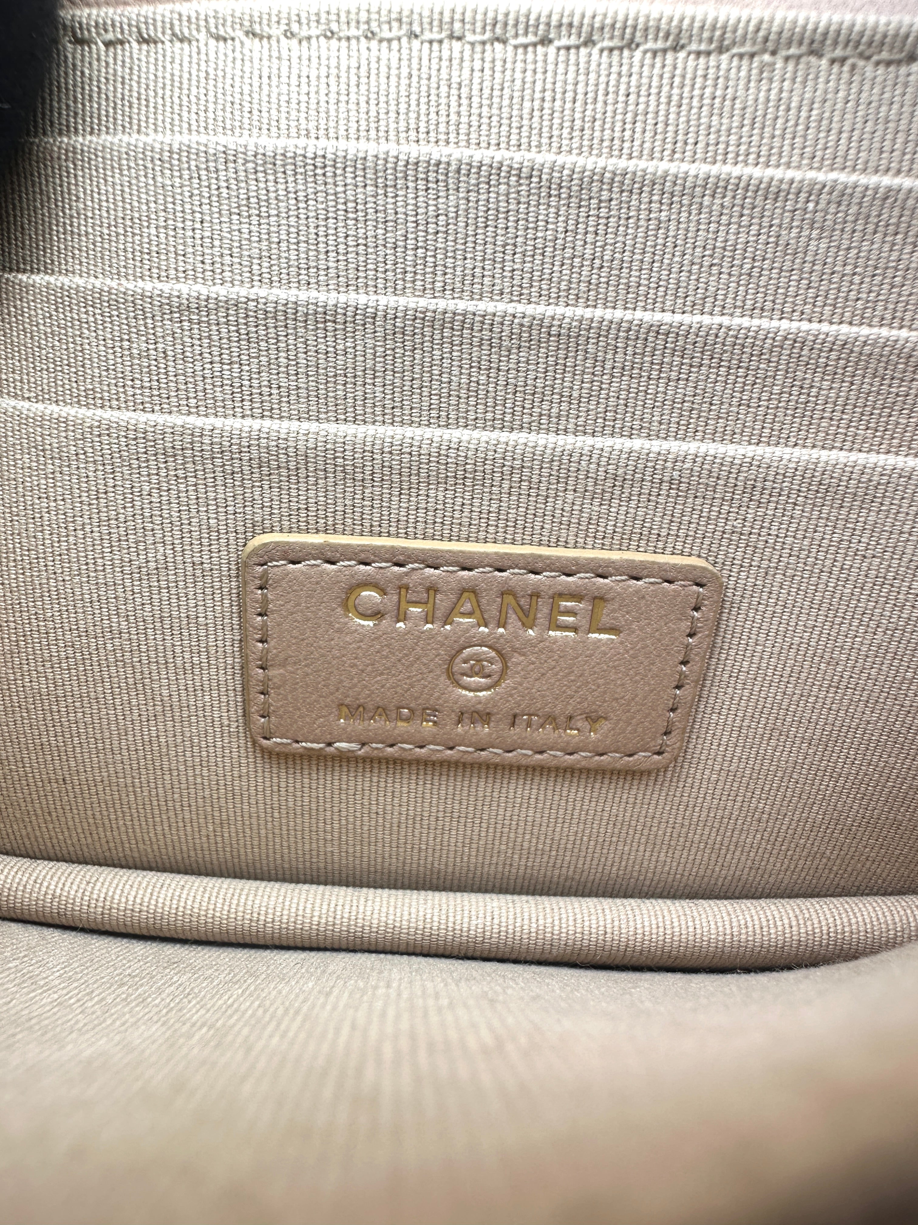 Chanel Trendy CC Beige Quilted Leather Wallet On Chain(32***03) CC2622