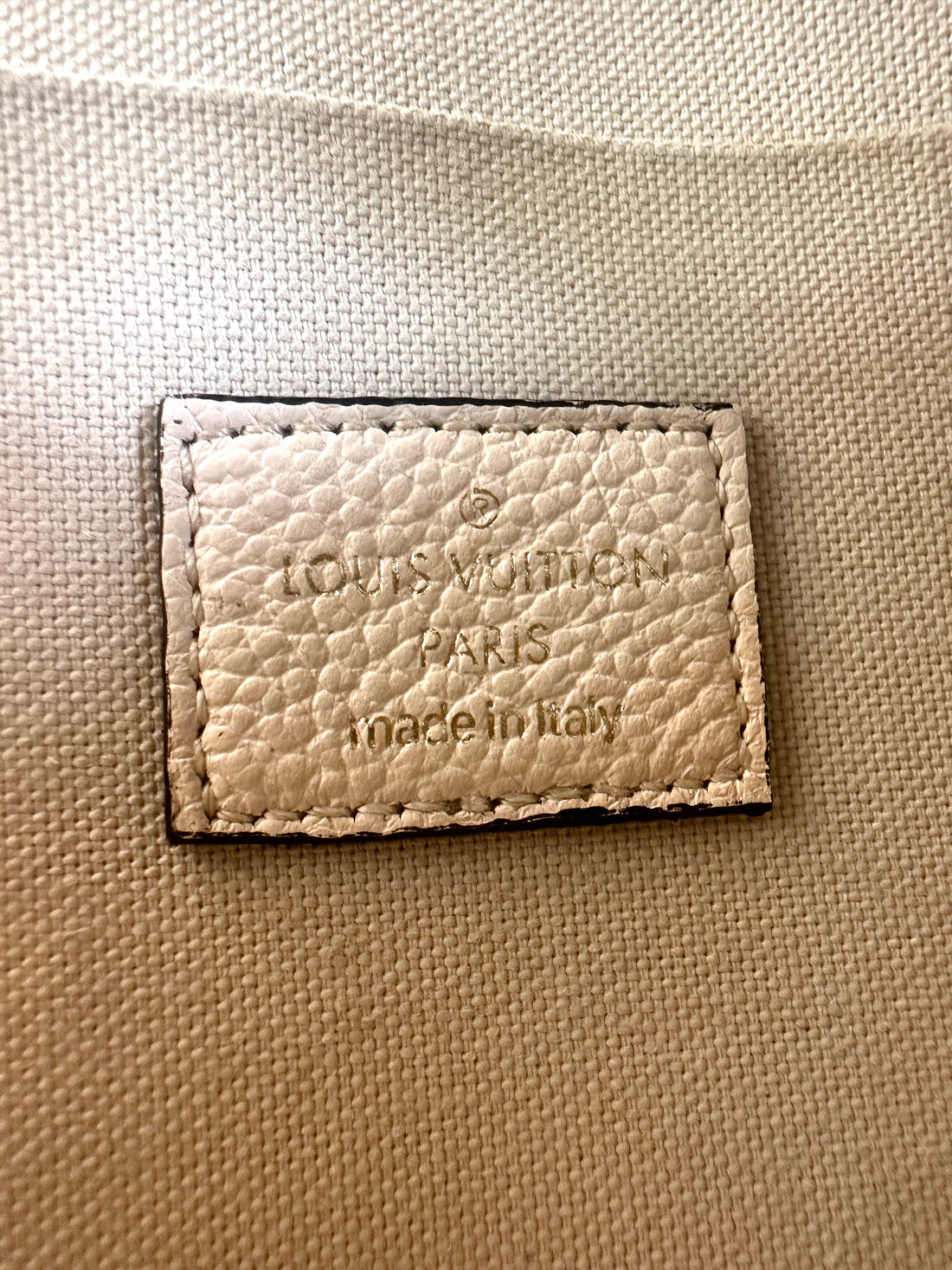Louis Vuitton White/Yellow Bicolor Leather Pochette Felicie IRIS282