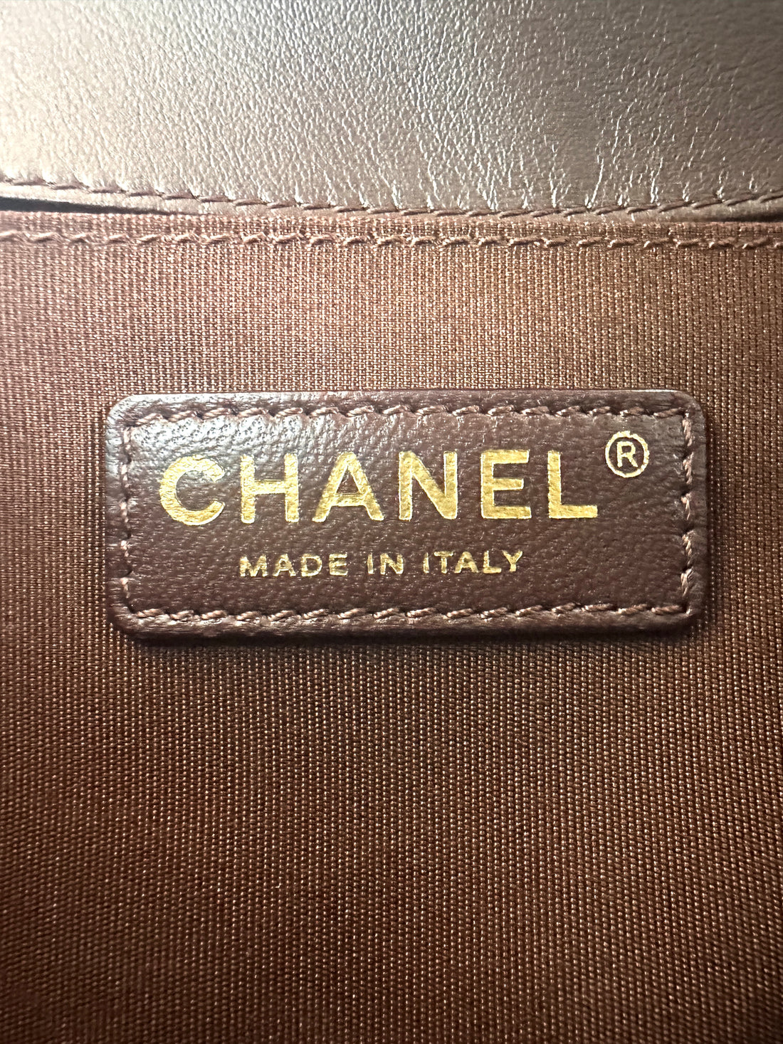 Chanel LeBoy Brown Quilted Patent Leather Flap Bag(21***05) CC2621