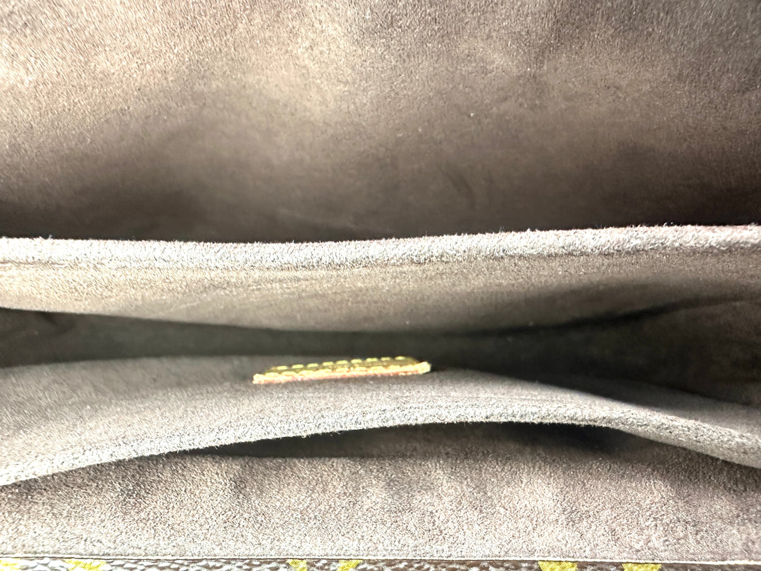 Louis Vuitton Monogram Canvas Pochette Metis LV3400