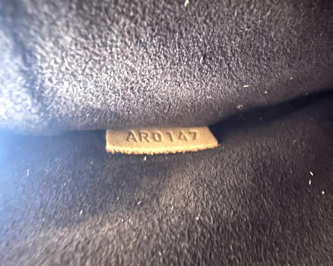 Louis Vuitton Monogram Canvas Pochette Metis LV3400