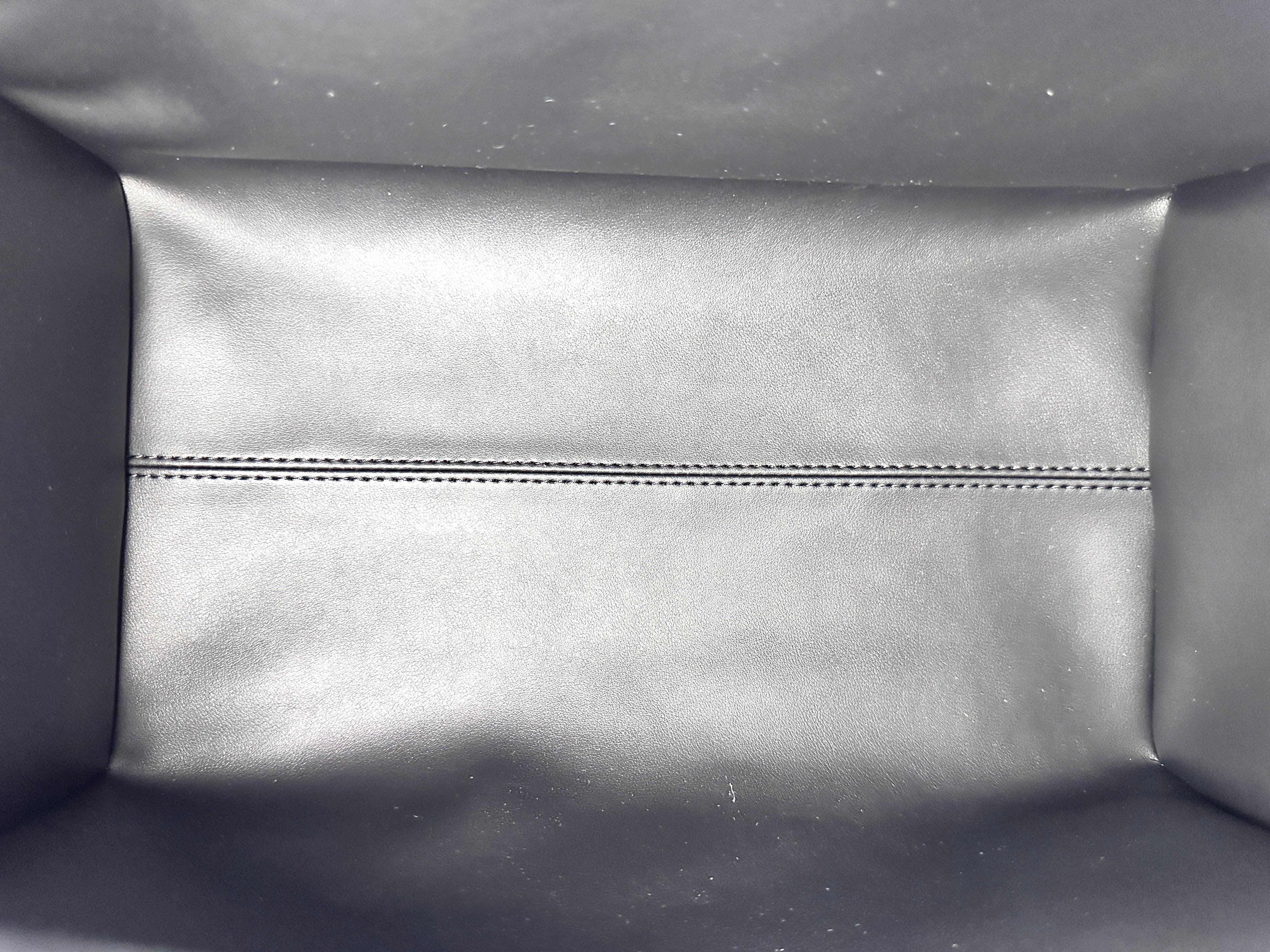 Louis Vuitton Speedy30 Black Lambskin Leather Handle Bag LVU