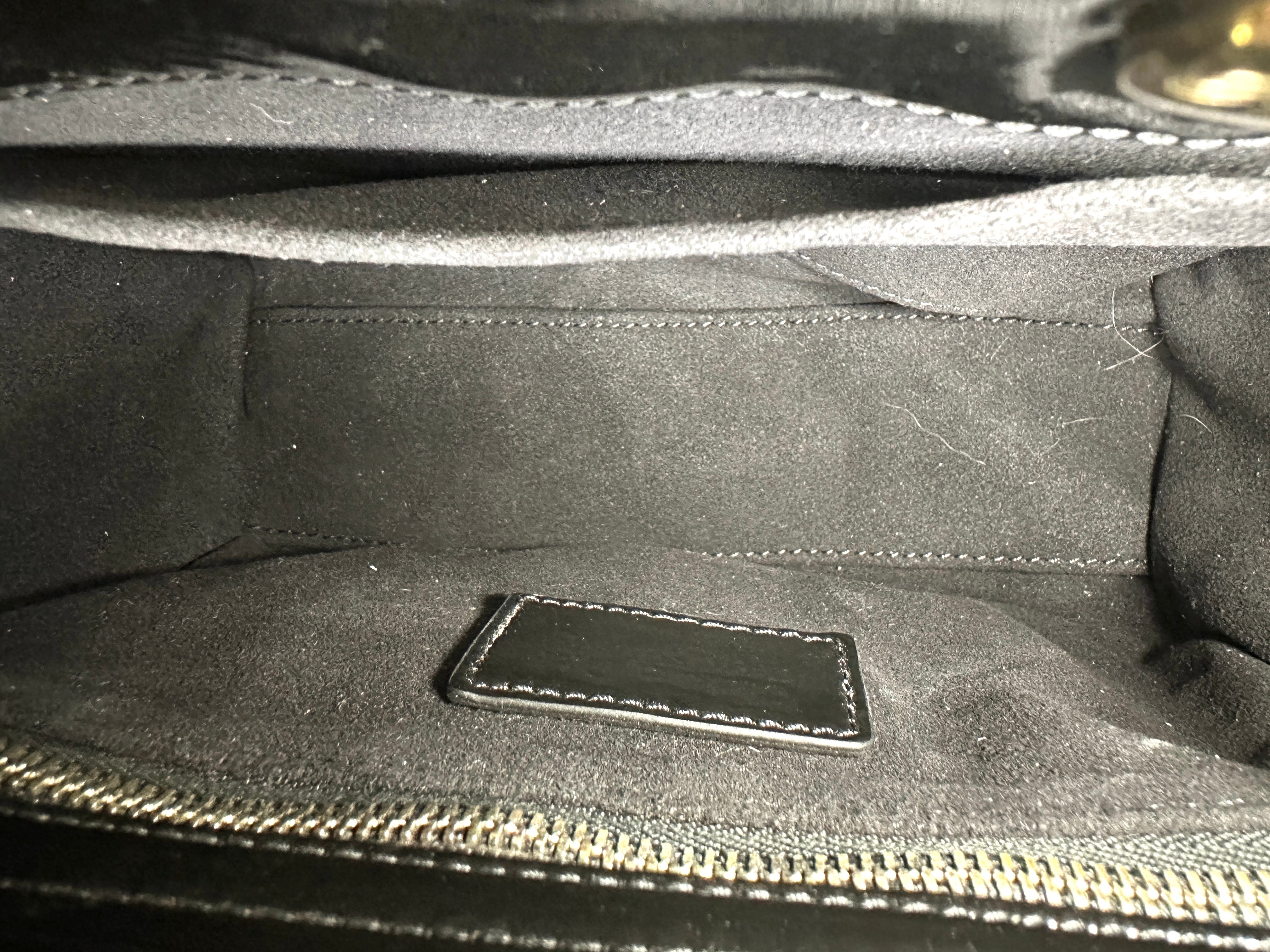 Christian Dior Lady Dior Black Cannage Patent Leather Handle Bag DR964