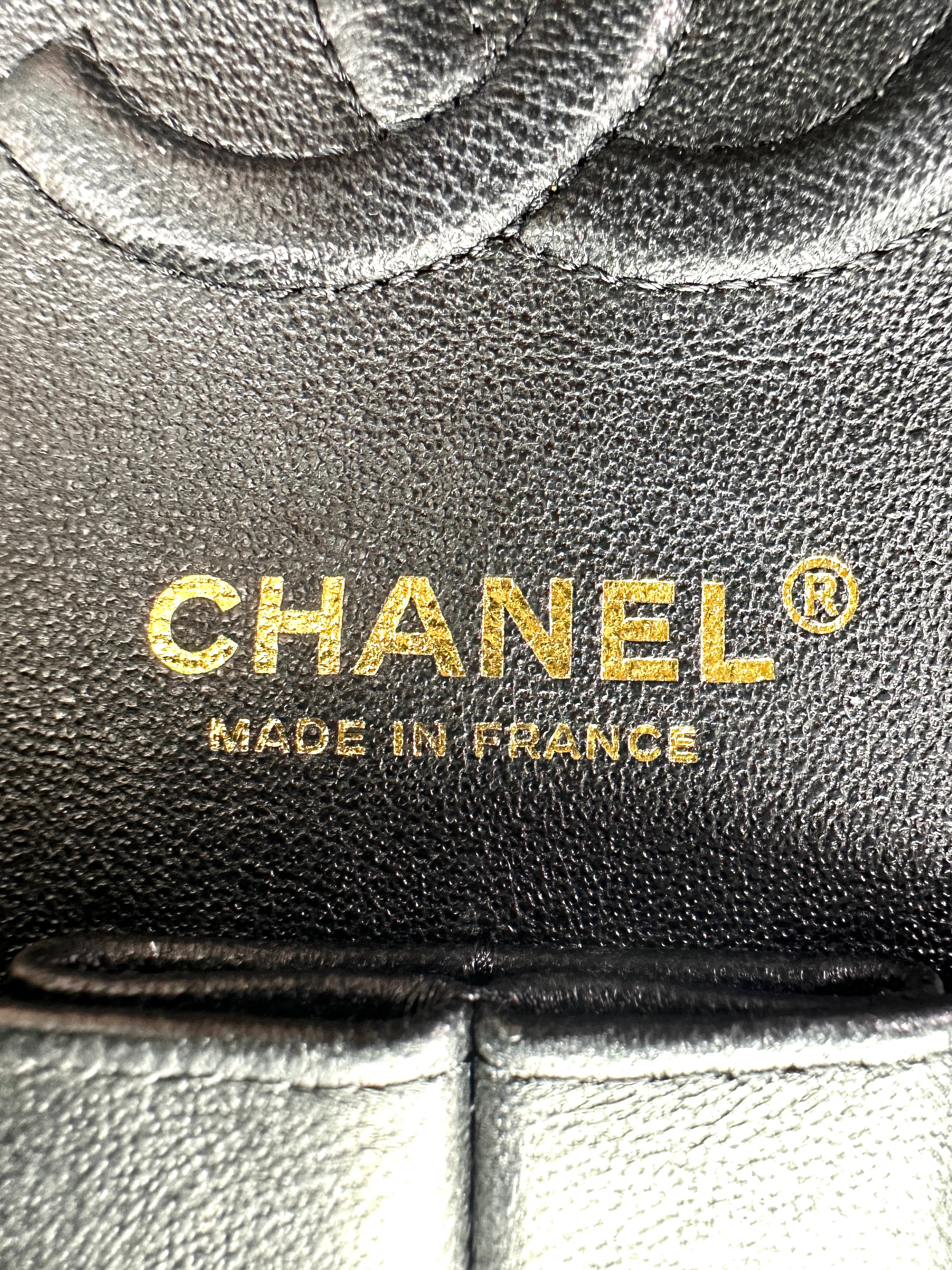 Chanel Classic Flap Black Quilted Leather Medium Size Shoulder Bag With Gold Buckle(28***06) CC2625