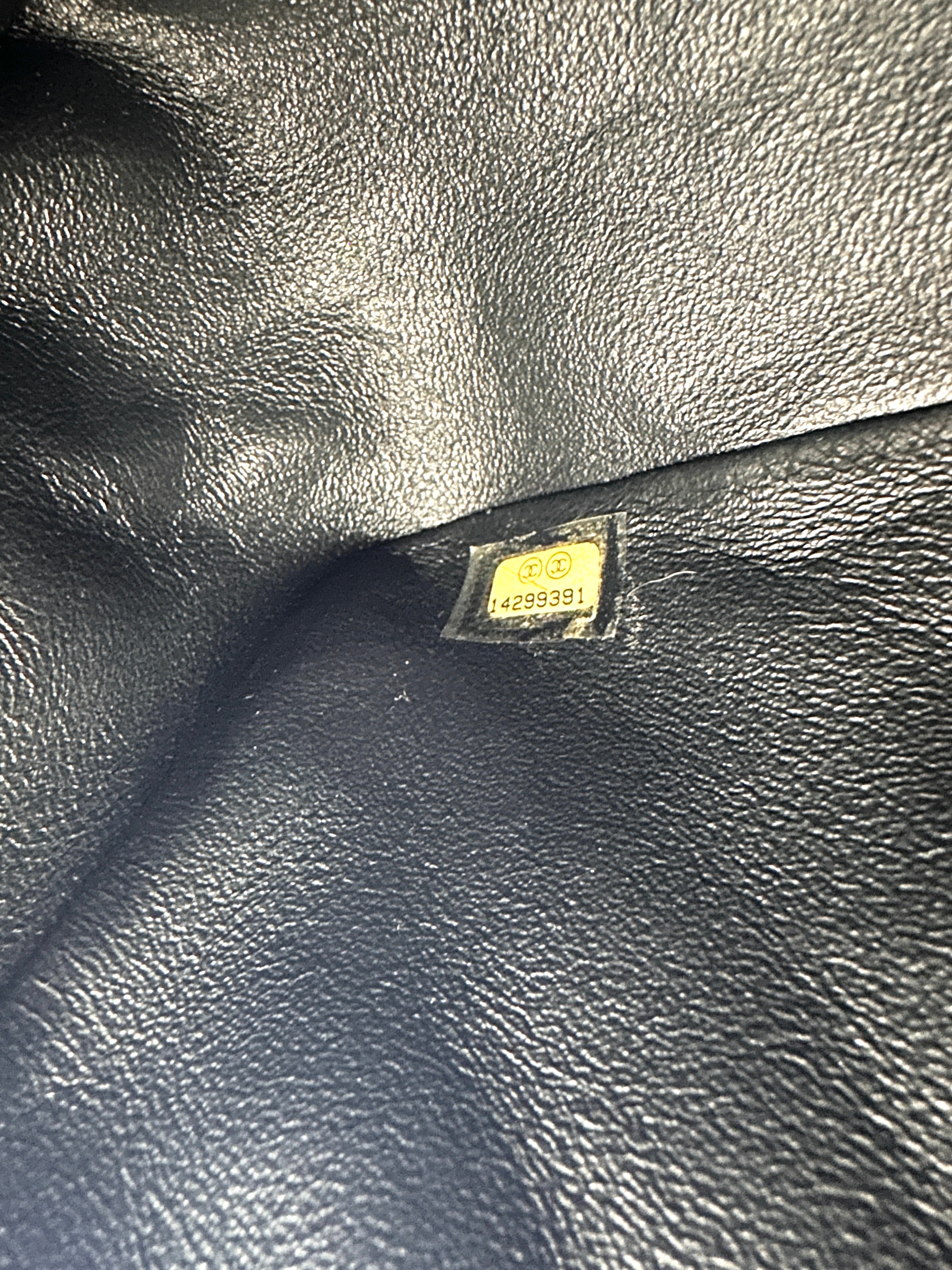 Chanel Classic Flap Black Quilted Leather Mini Shoulder Bag(14***91) CC2626
