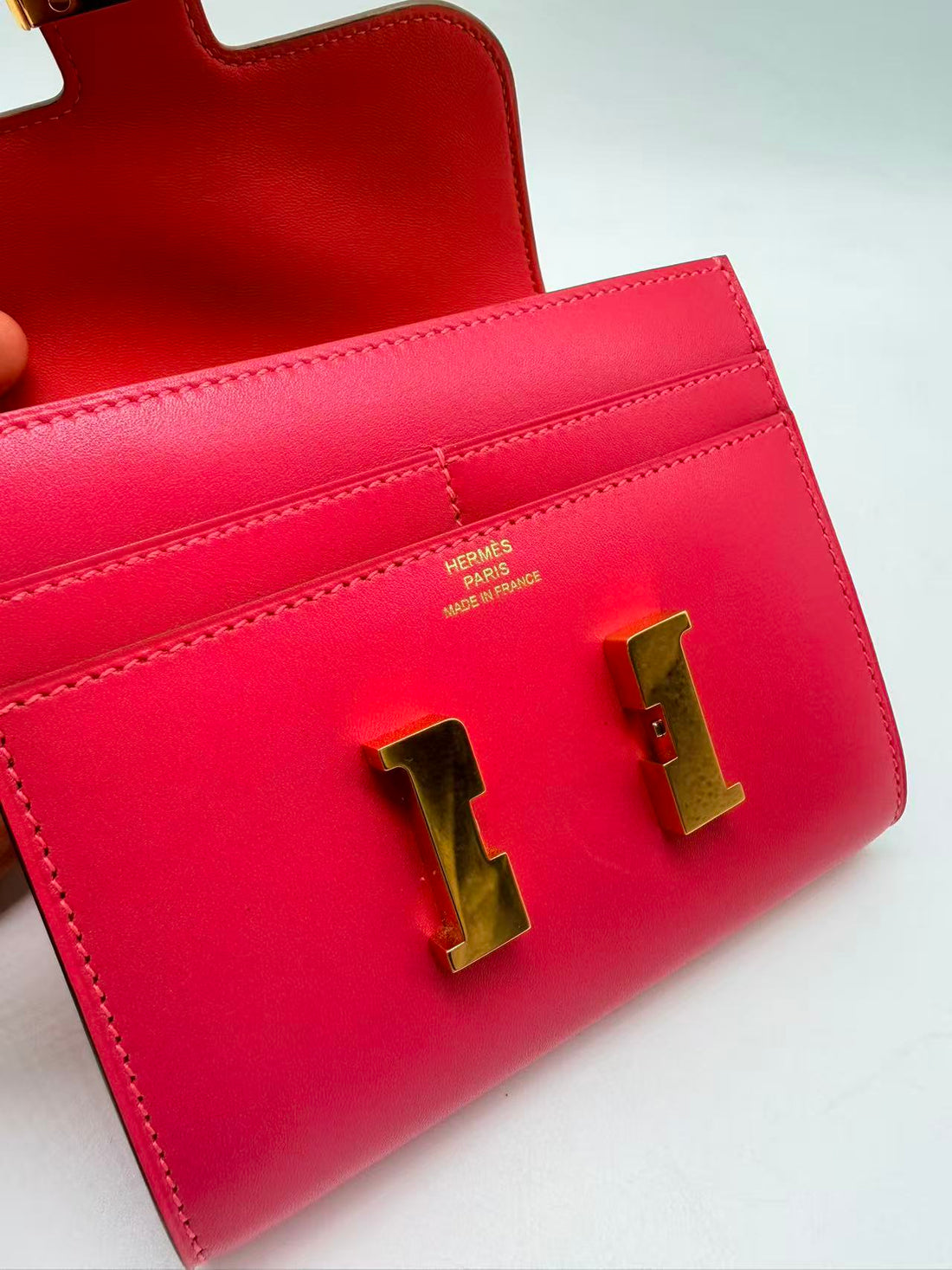 Hermes Leather Constance Half Wallet Pink HR27NY