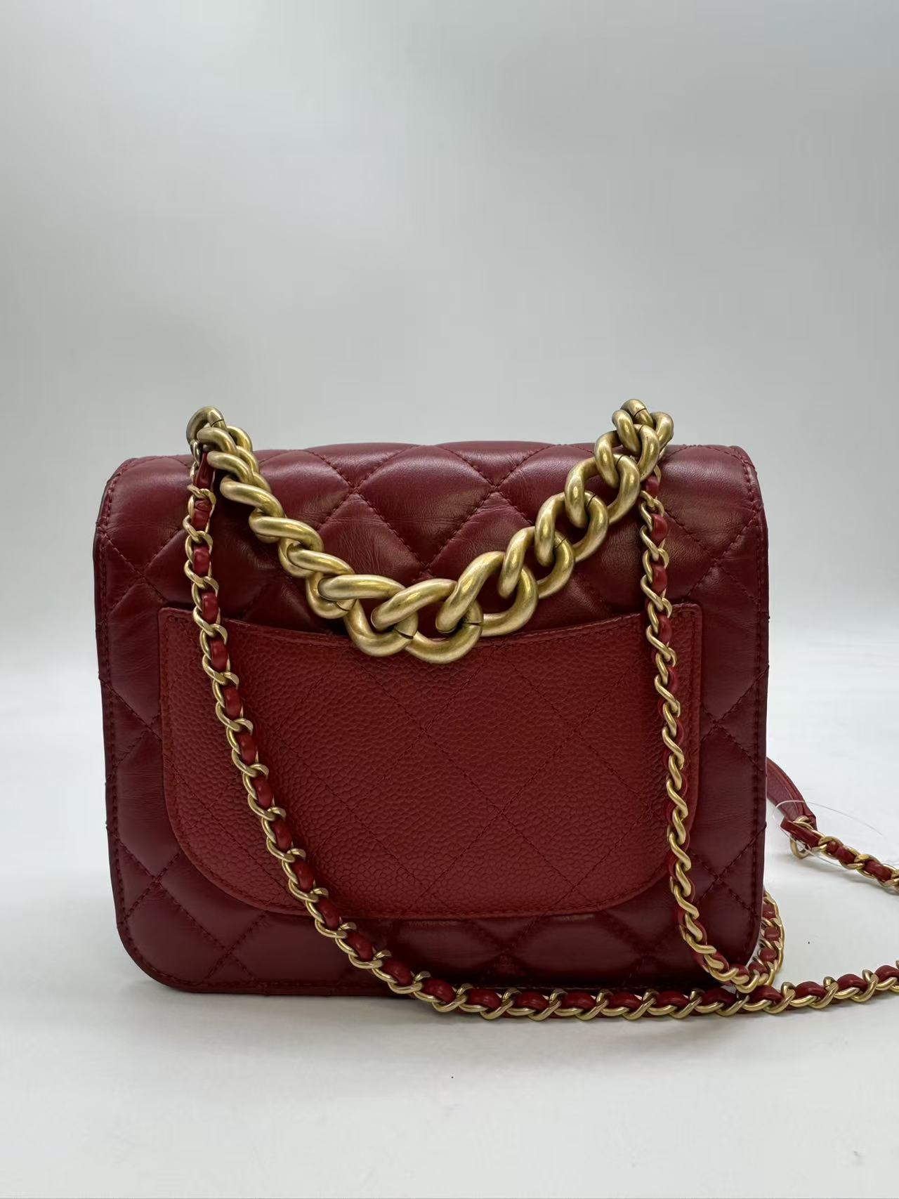 Chanel calfskin leather small flap bag (28***61) CC882