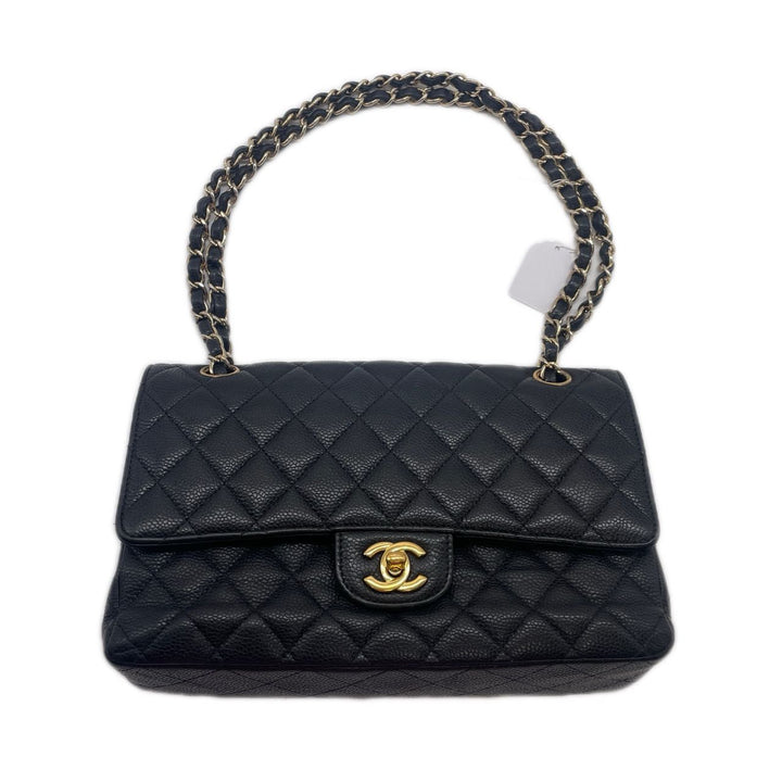 Chanel Caviar Quilted Medium Classic Double Flap (12***03) CC541