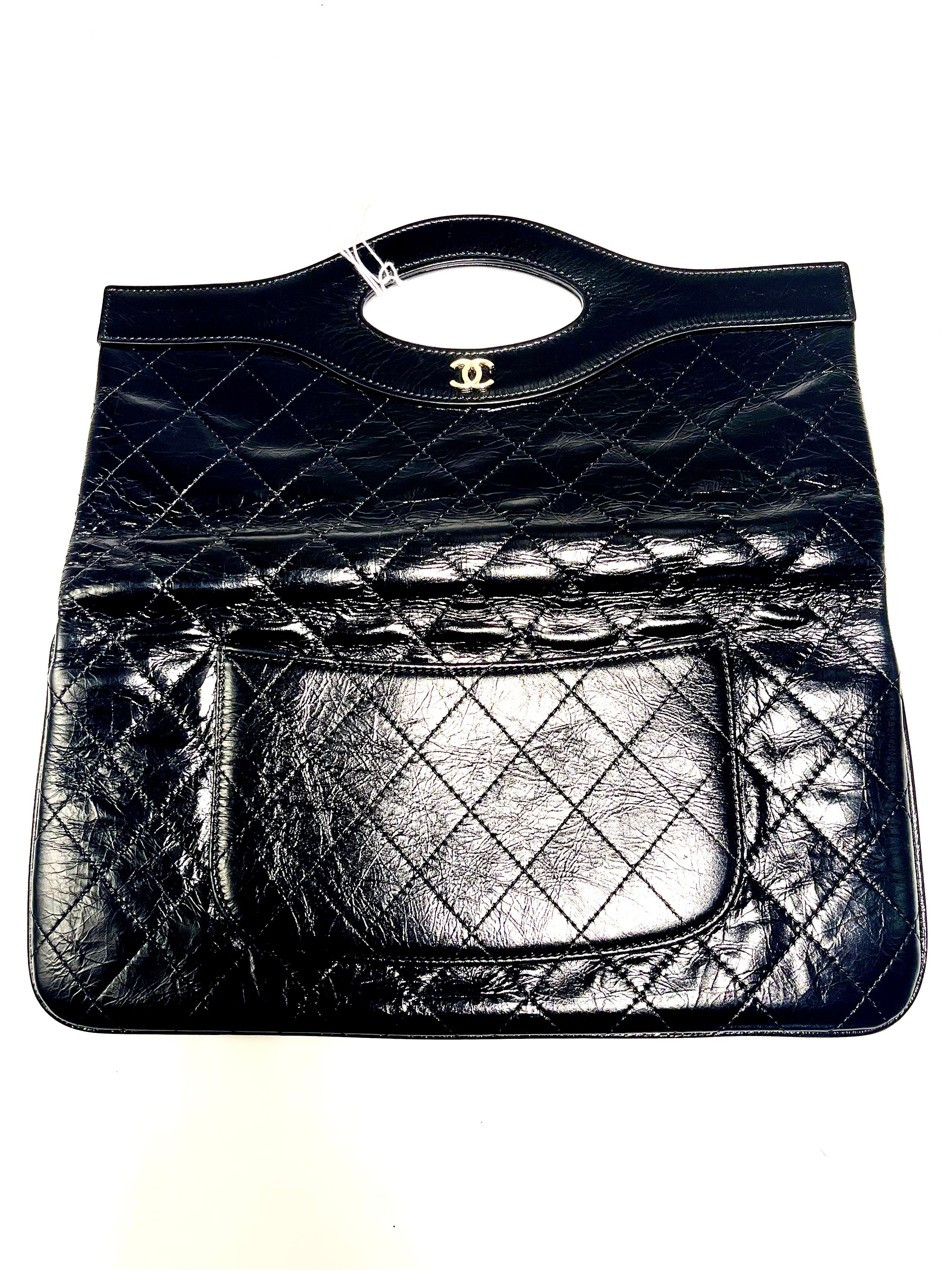 Chanel Shiny Crumpled Calfskin Large 31 Pouch Black